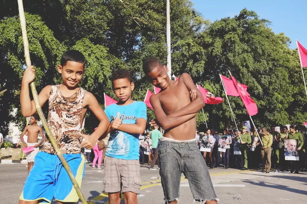 1556660201356-photos-may-day-2016-havana-cuba9