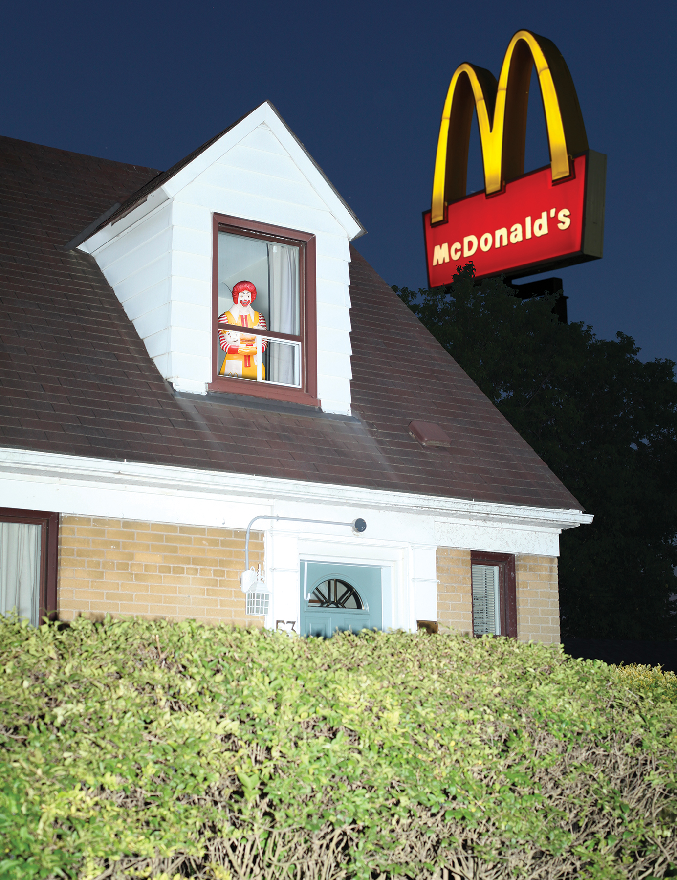 1556834017104-mcdondsman-VICE_300