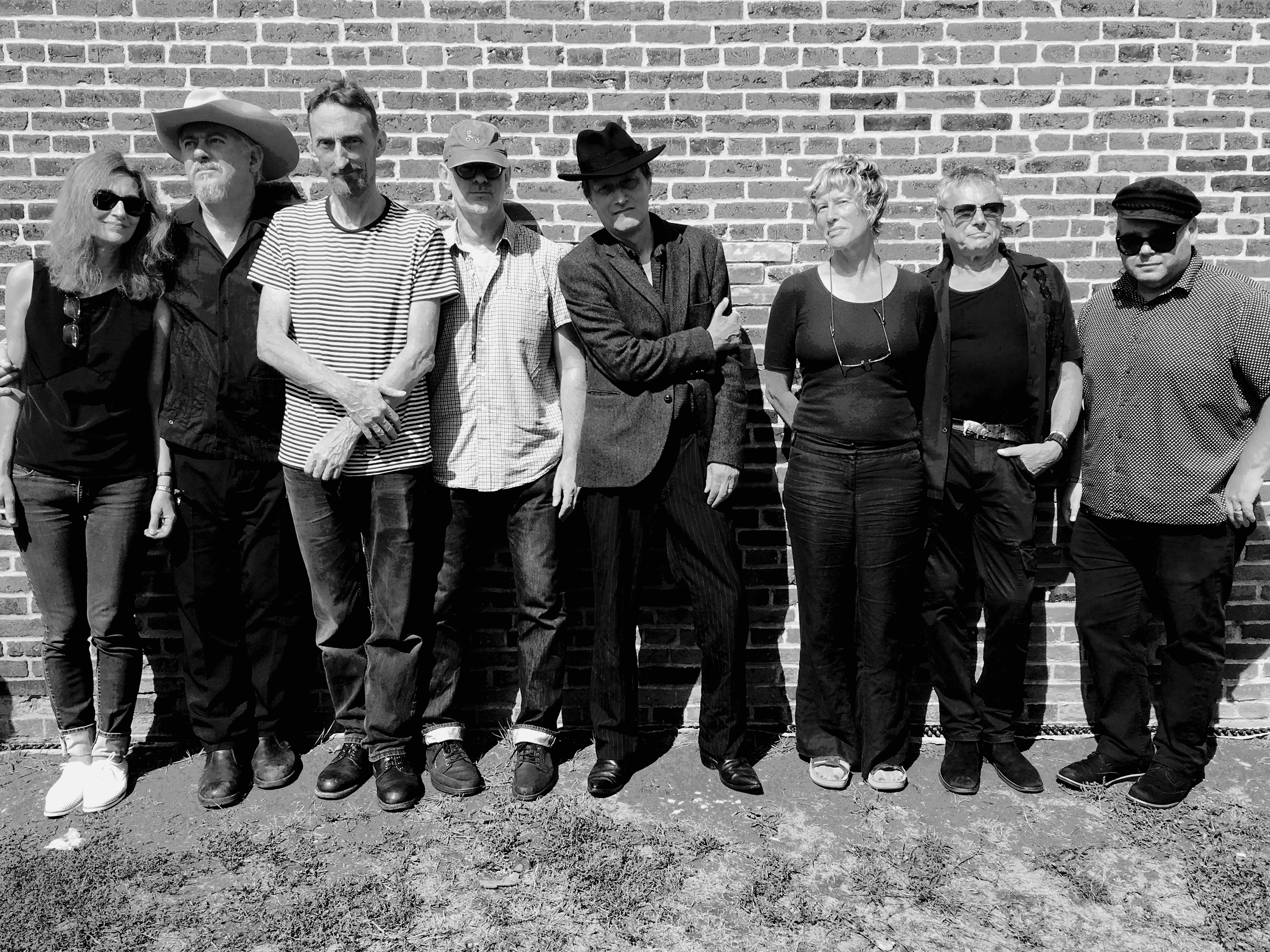 1557251651272-Mekons4bandw