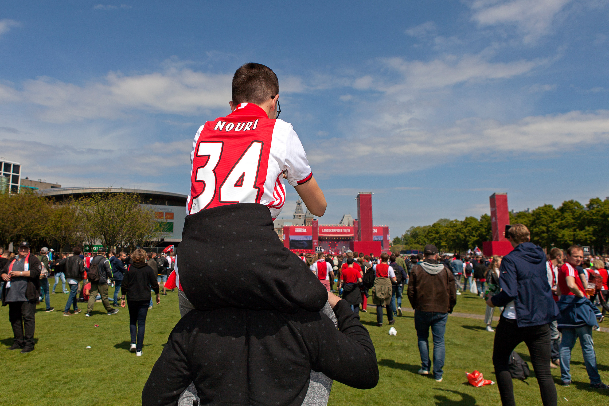 Abdelhak Nouri werd volop geëerd op het museumplein
