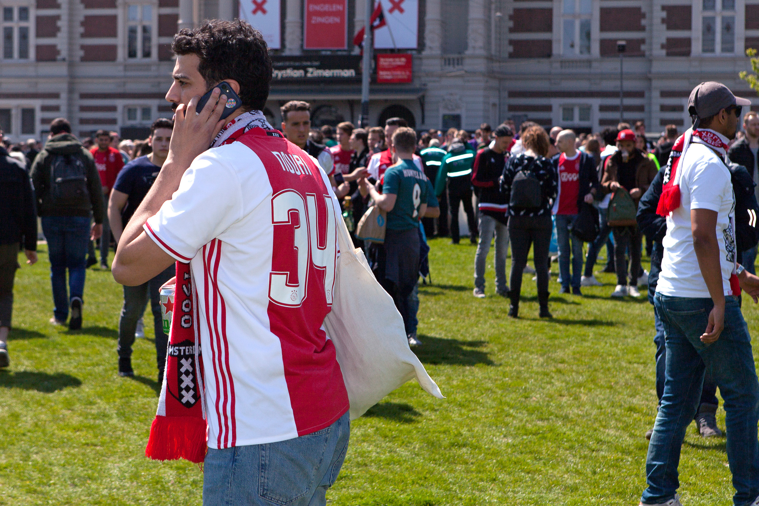 Abdelhak Nouri werd volop geëerd op het museumplein
