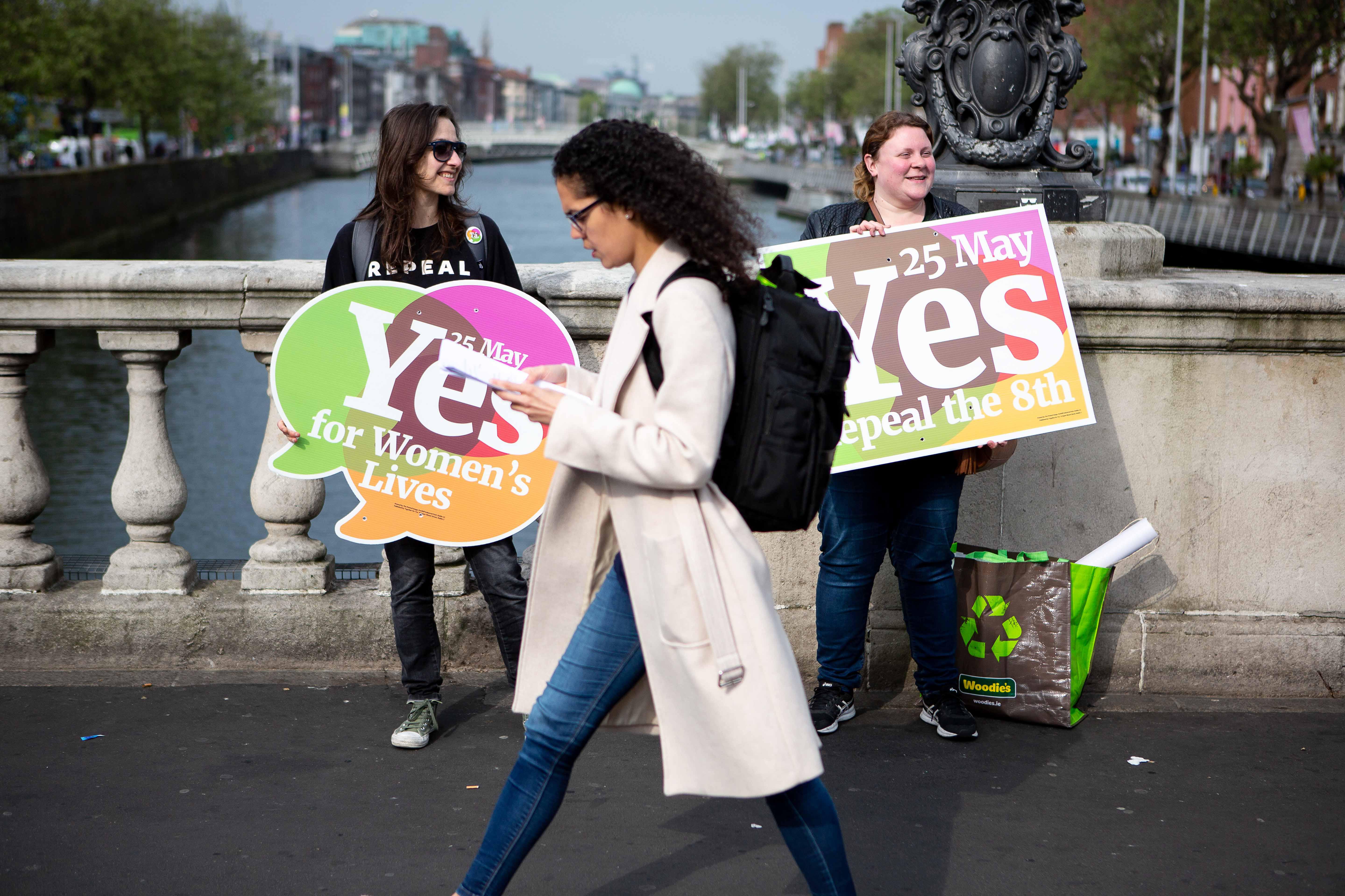 Repeal protesters in Ireland