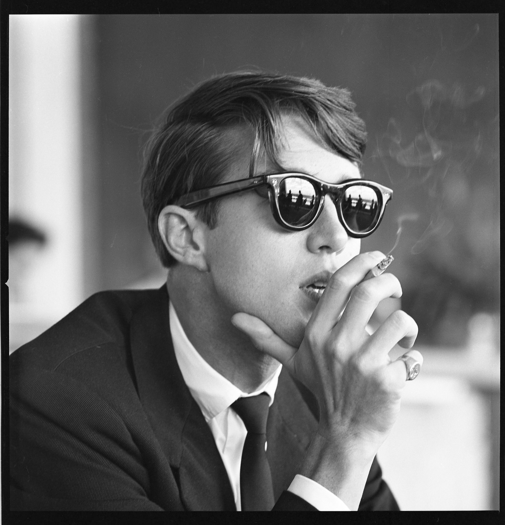 1558718756772-cJean-Barthet_Halston-sixties