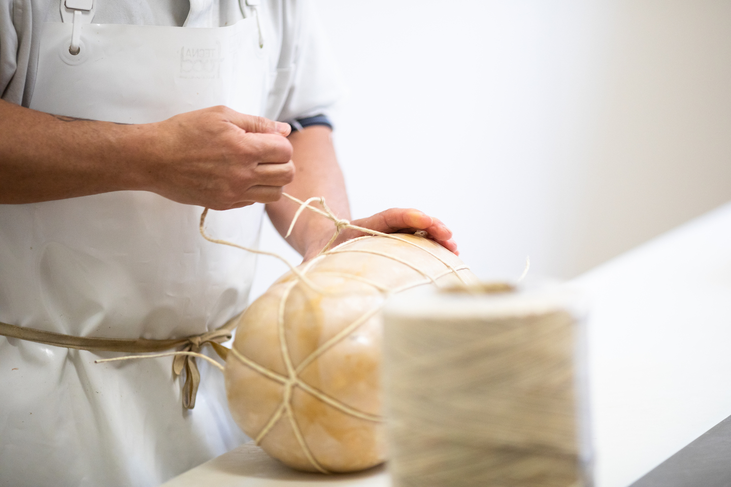 Mortadella-Legatura-1