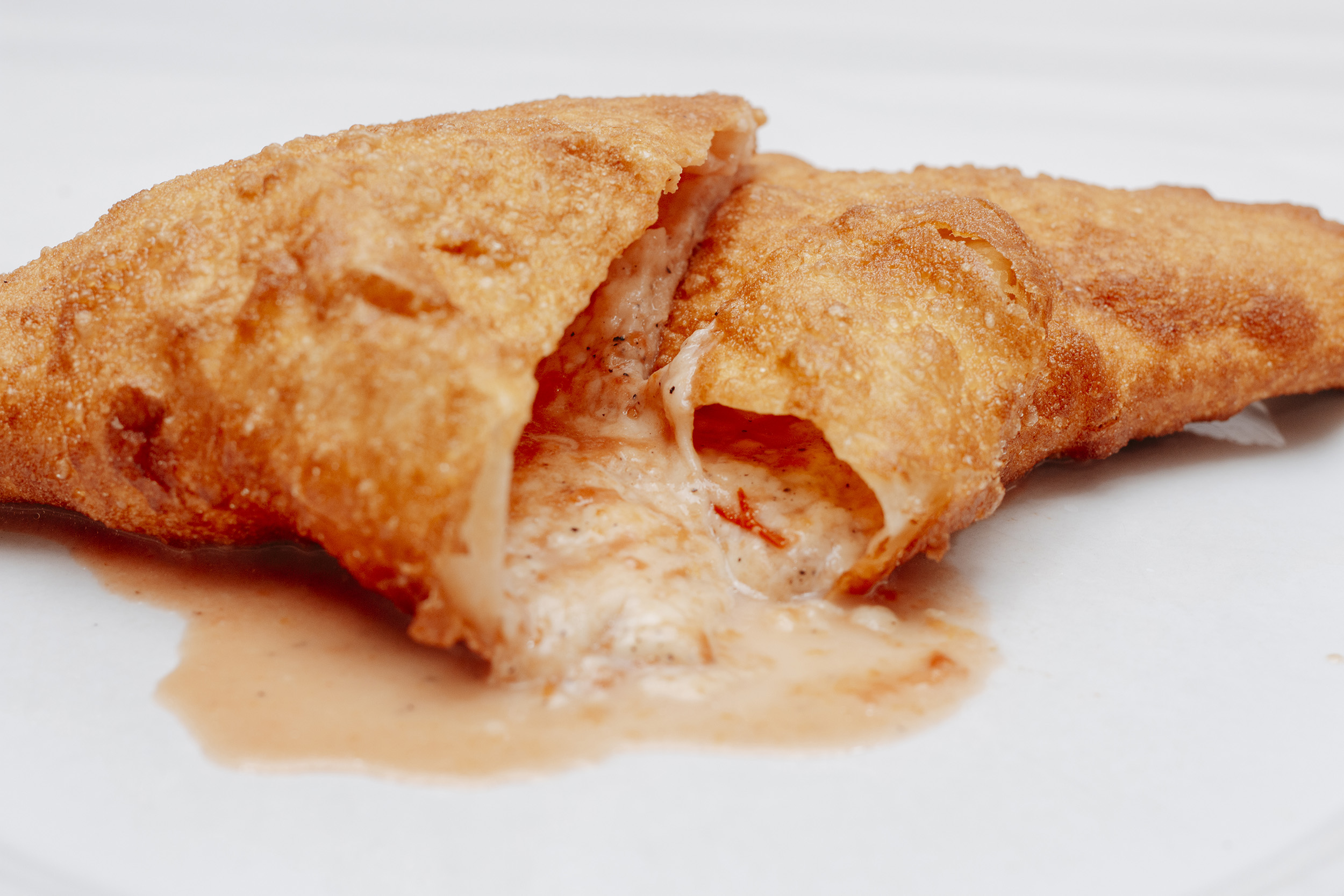 1558950366139-Di-COsimo-panzerotto-bari_fooporn
