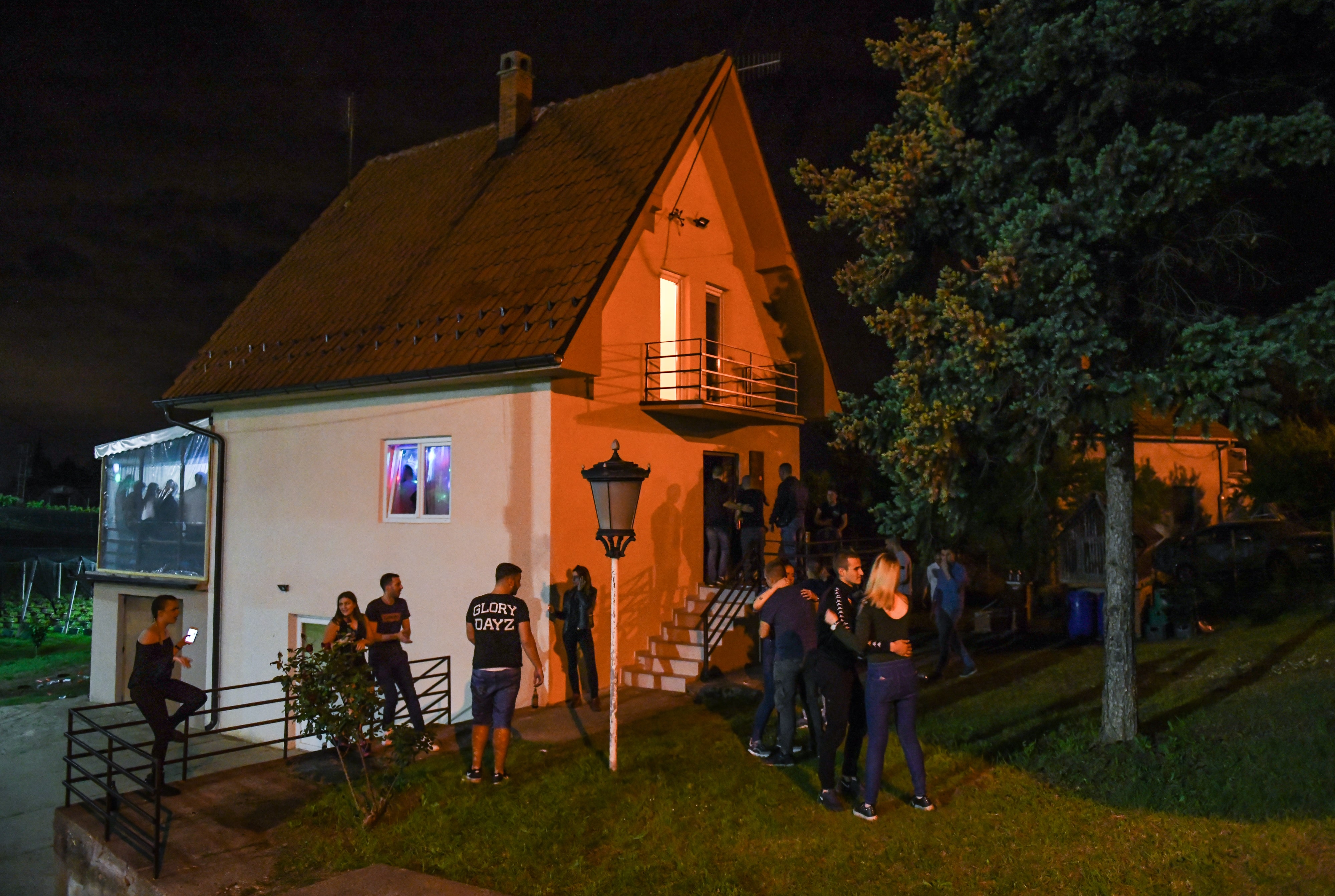 1559047453660-DSC_7321-2-min