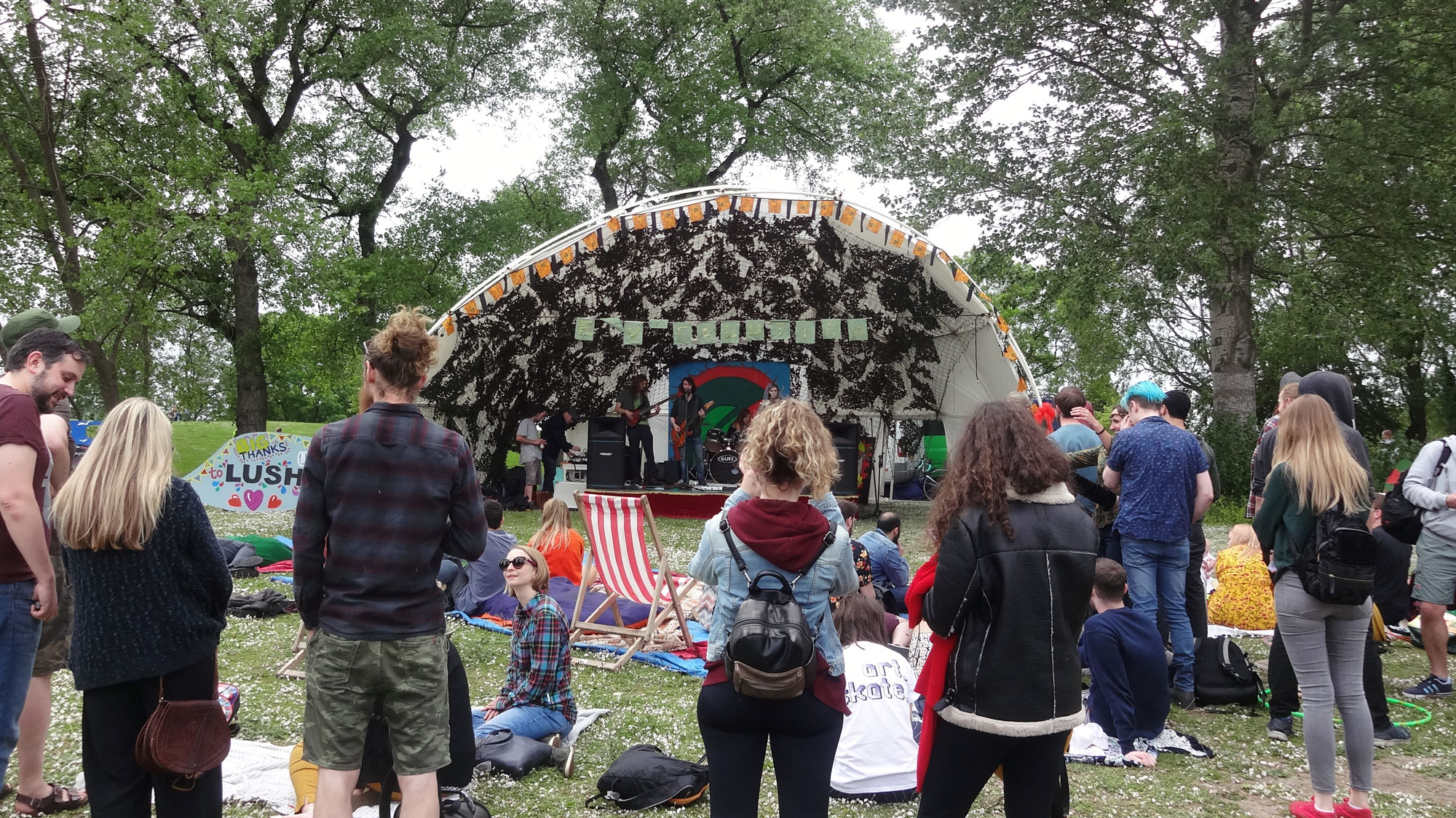 1559148520245-eco-friendly-music-festival-environment3