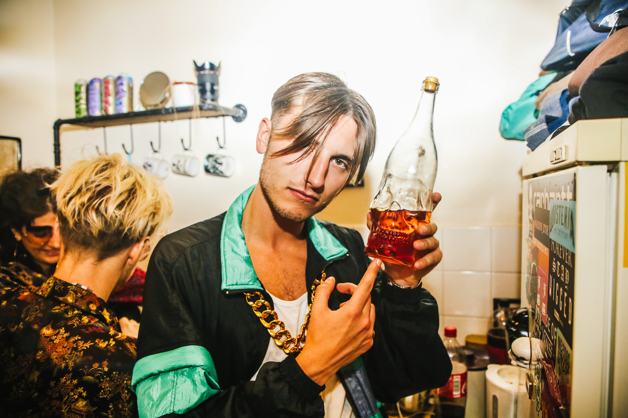skull bottle alcohol