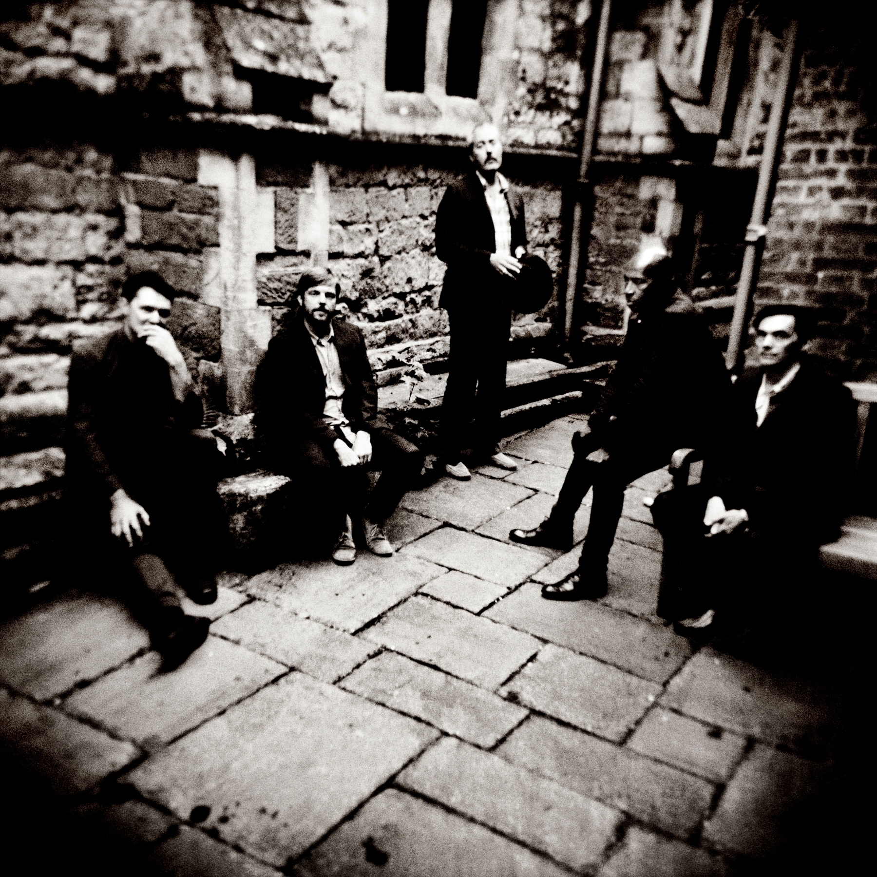 1560178533135-TINDERSTICKS-2015-836992PC11-GHOSTS