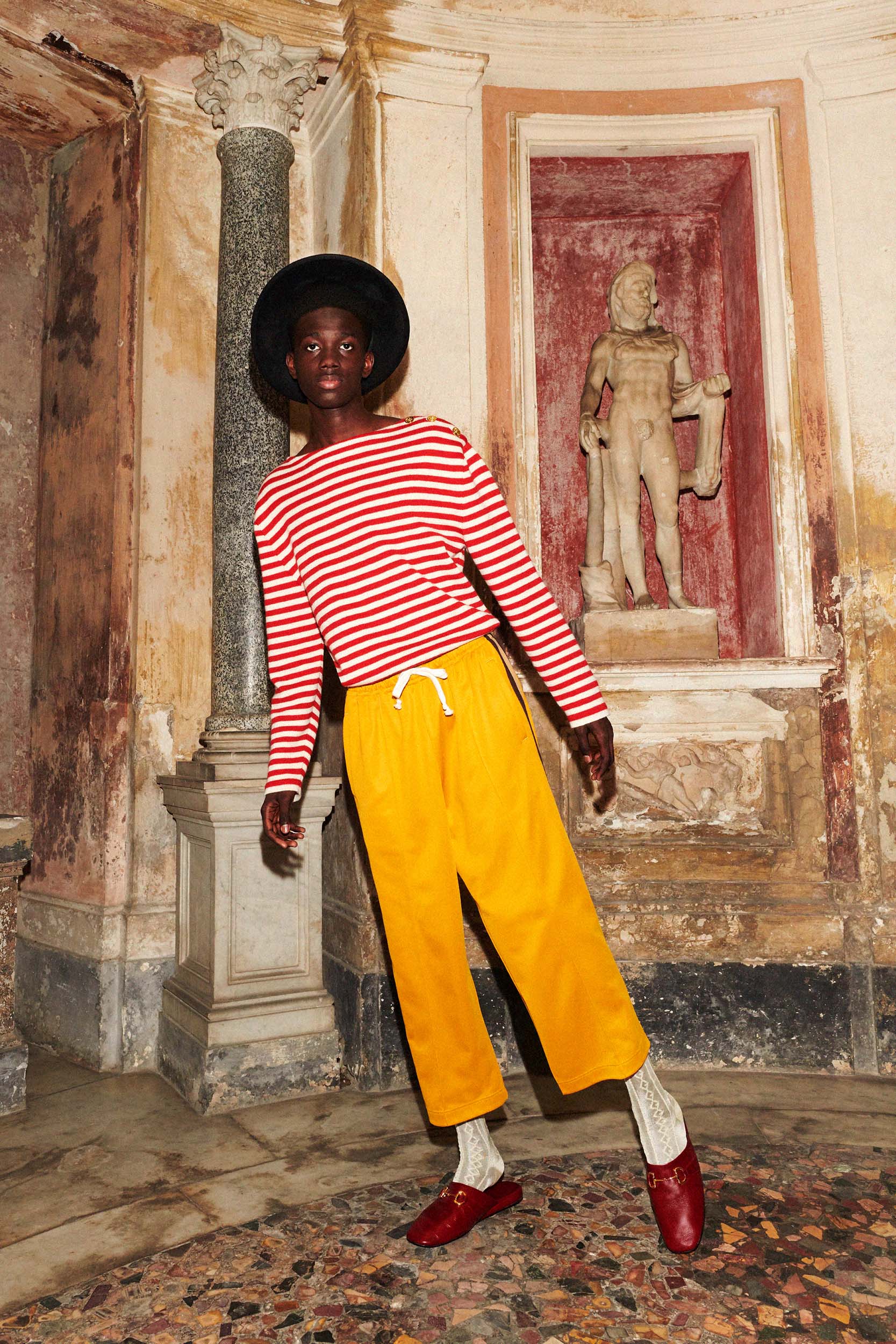 1560520253863-1560510334454-GU643_CRUISE20-LOOKBOOK_MENS_i-D_150dpi_LOOK_6