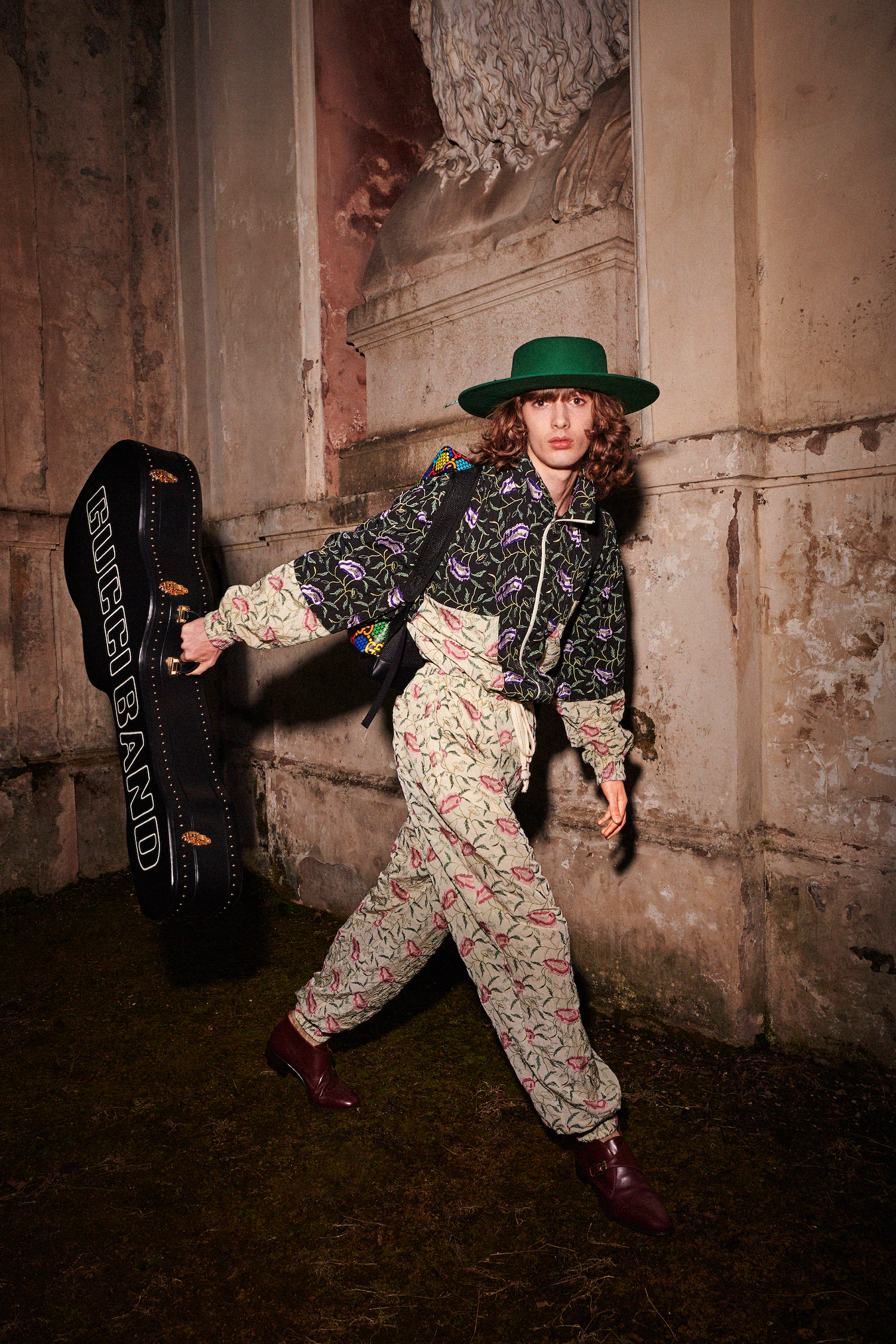 1560523785788-GU643_CRUISE20-LOOKBOOK_MENS_i-D_150dpi_LOOK_20