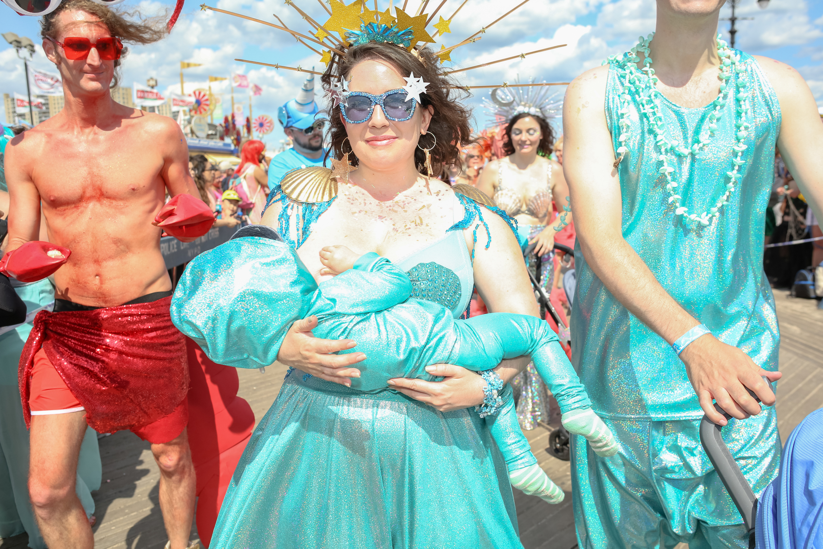 breastfeeding mom mermaid parade