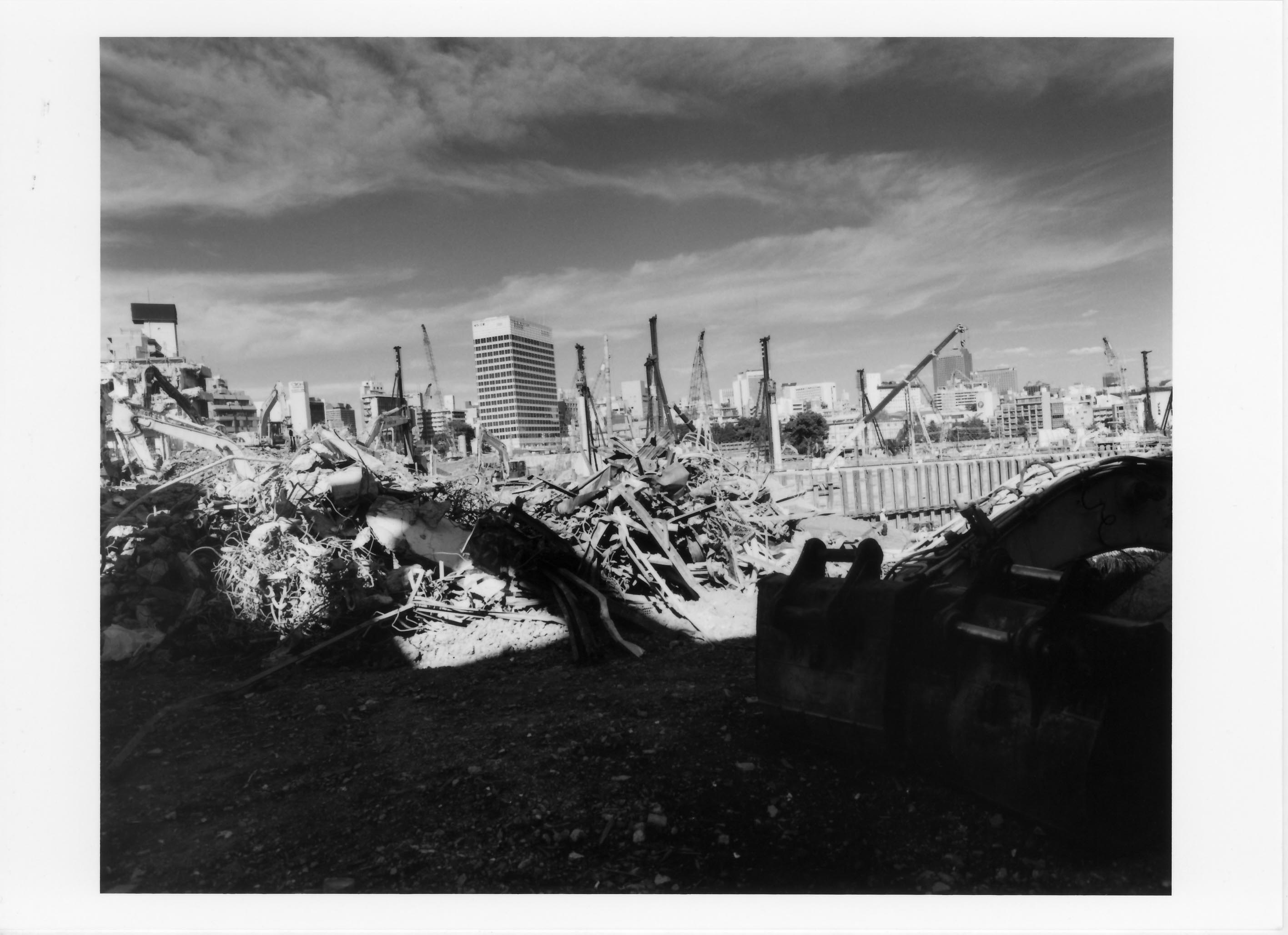 1562578780746-13-The-60th-years-after-the-end-of-the-war-2005-c-Nobuyoshi-Araki