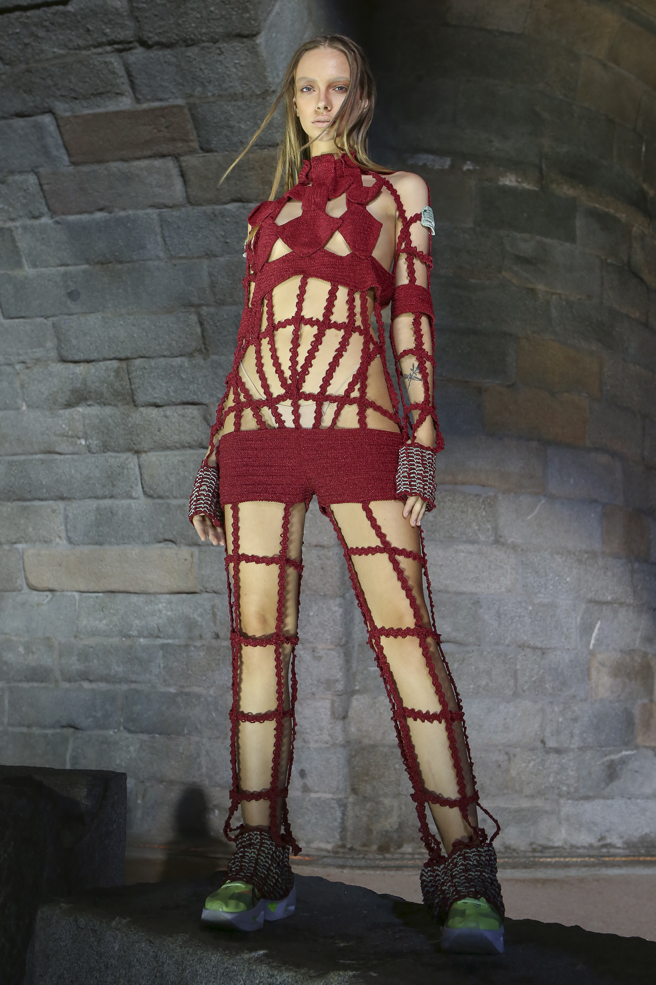 1562747220693-LOOK14