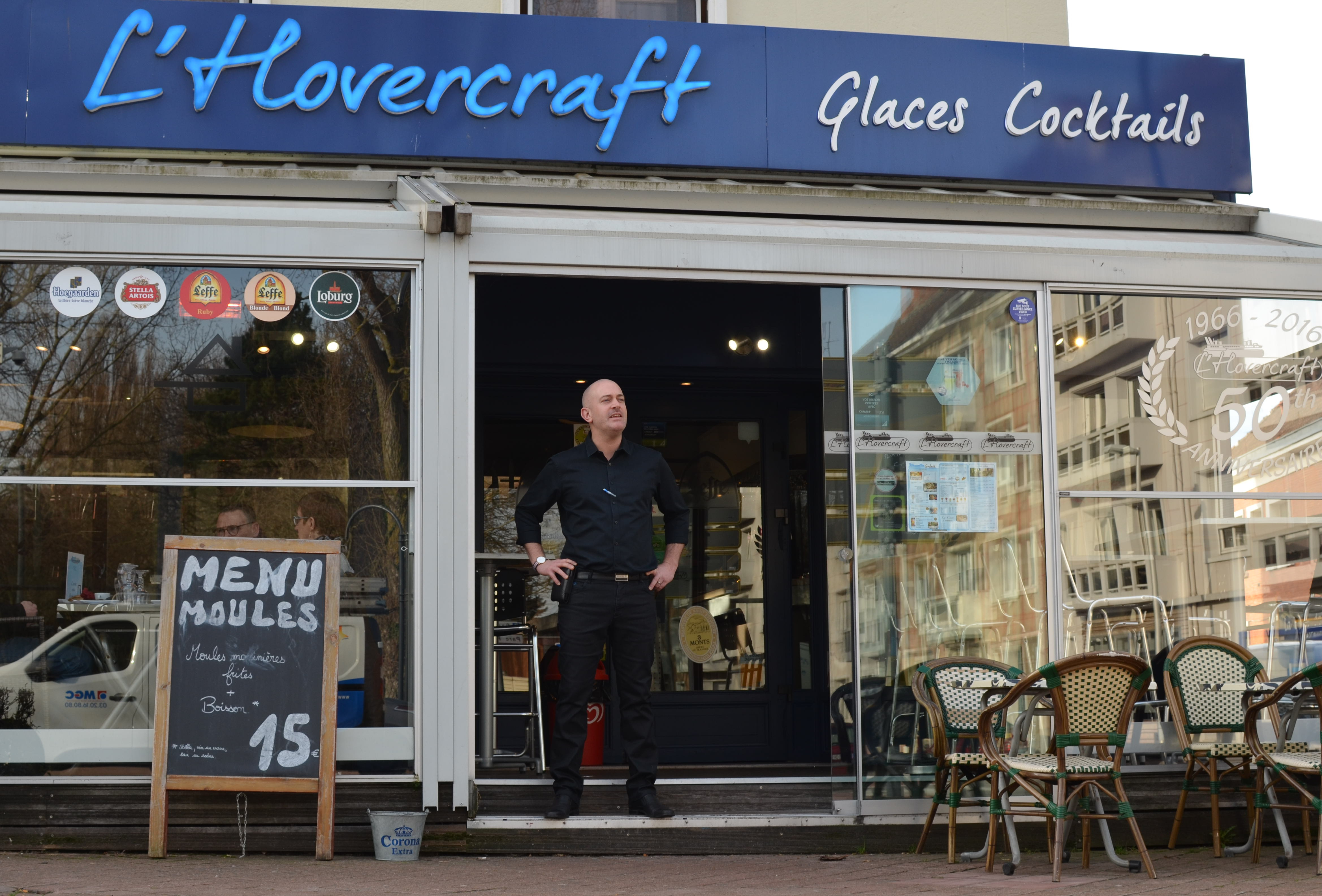 Welsh Restaurant Hovercraft Dan Snowden 3