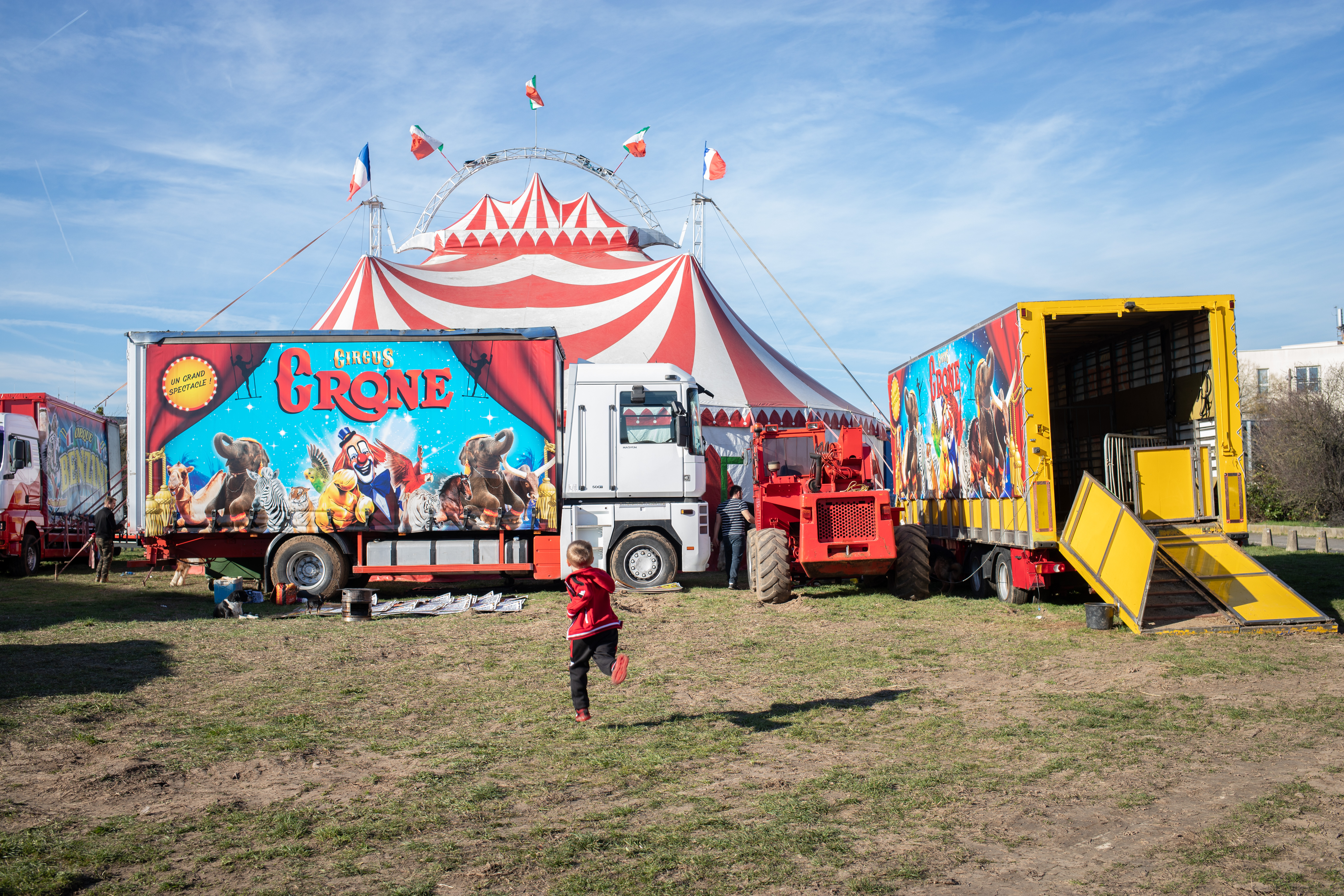 1563189775280-circus-cove