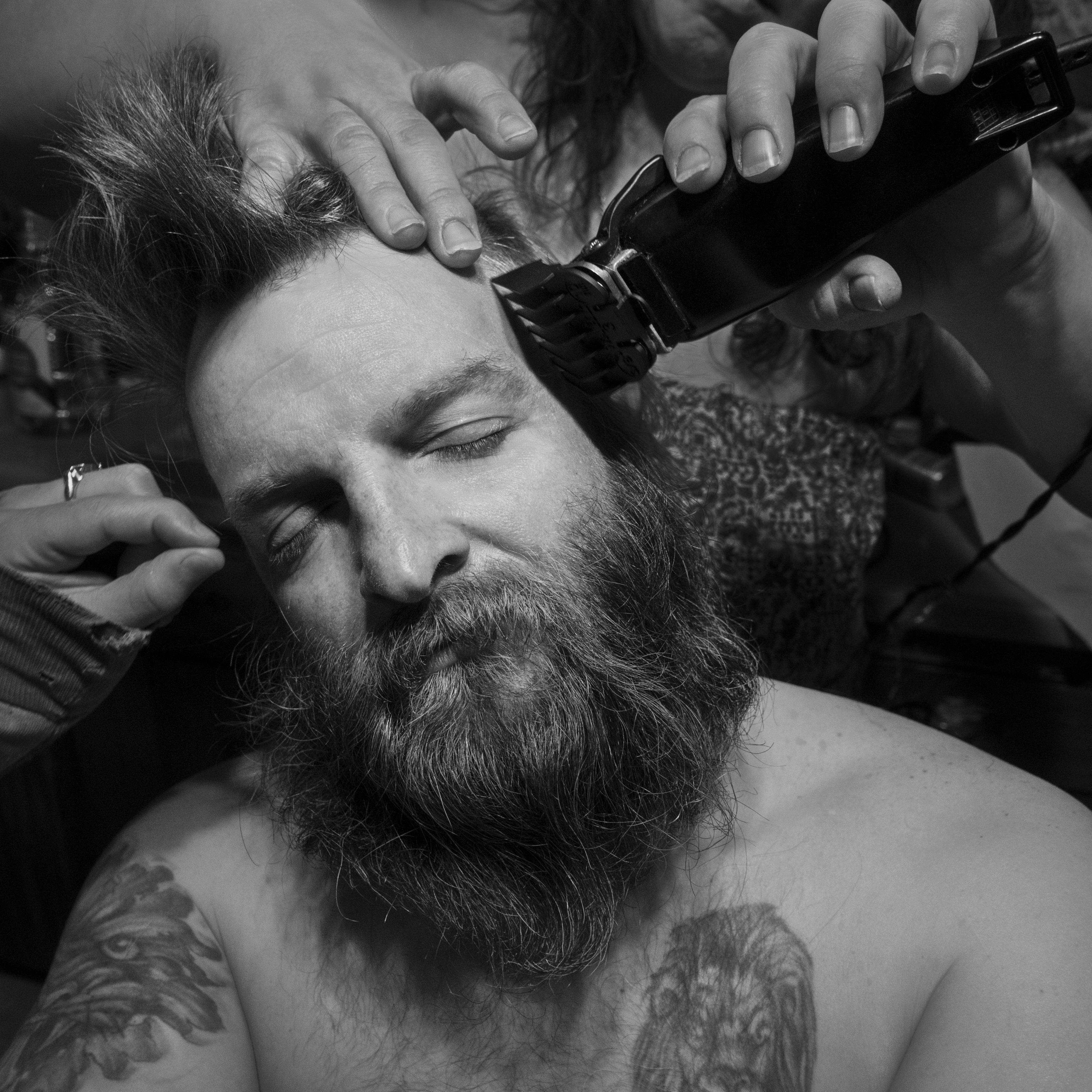 Dennys Haircut, Marzo 2015 @ Larry Fink