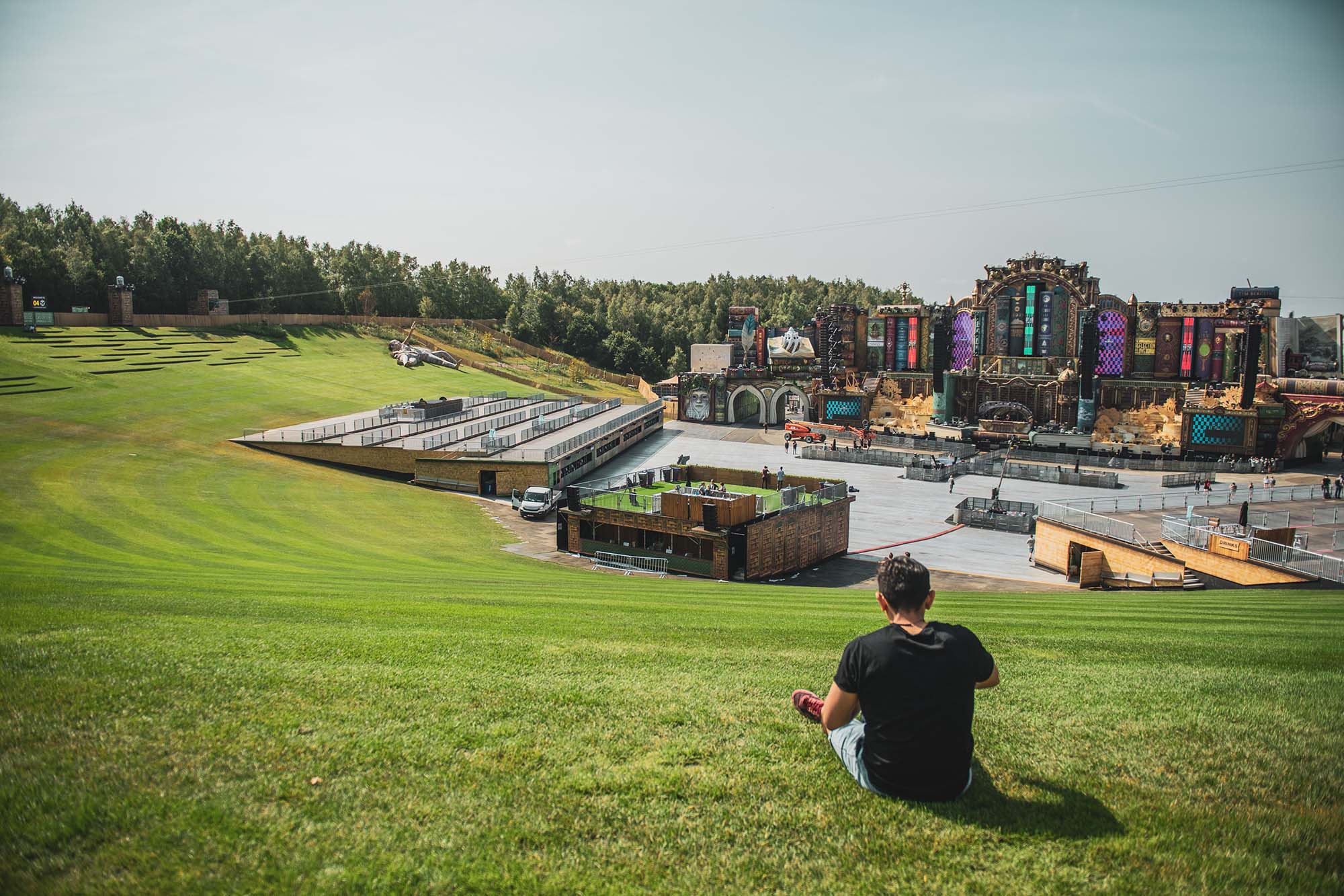 tomorrowland-festival-boom-mainstage-leeg