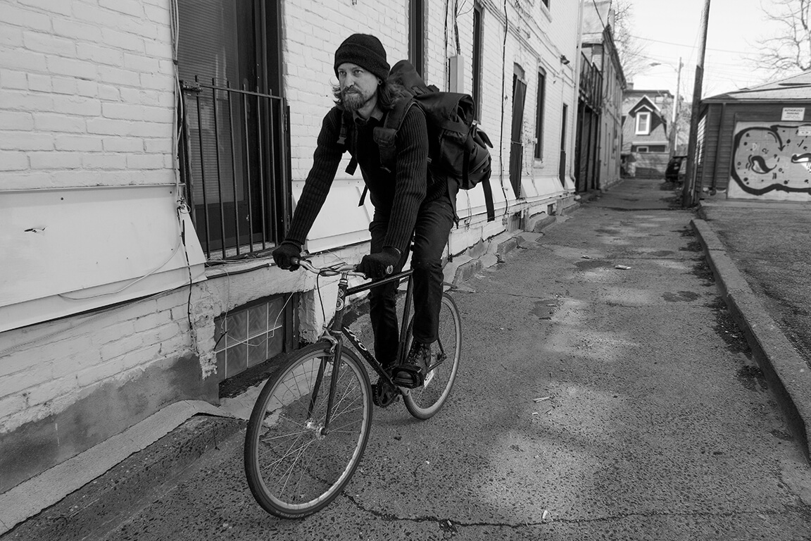 1563993176485-Alex-Kurth-Foodora-delivery-courier-cyclist
