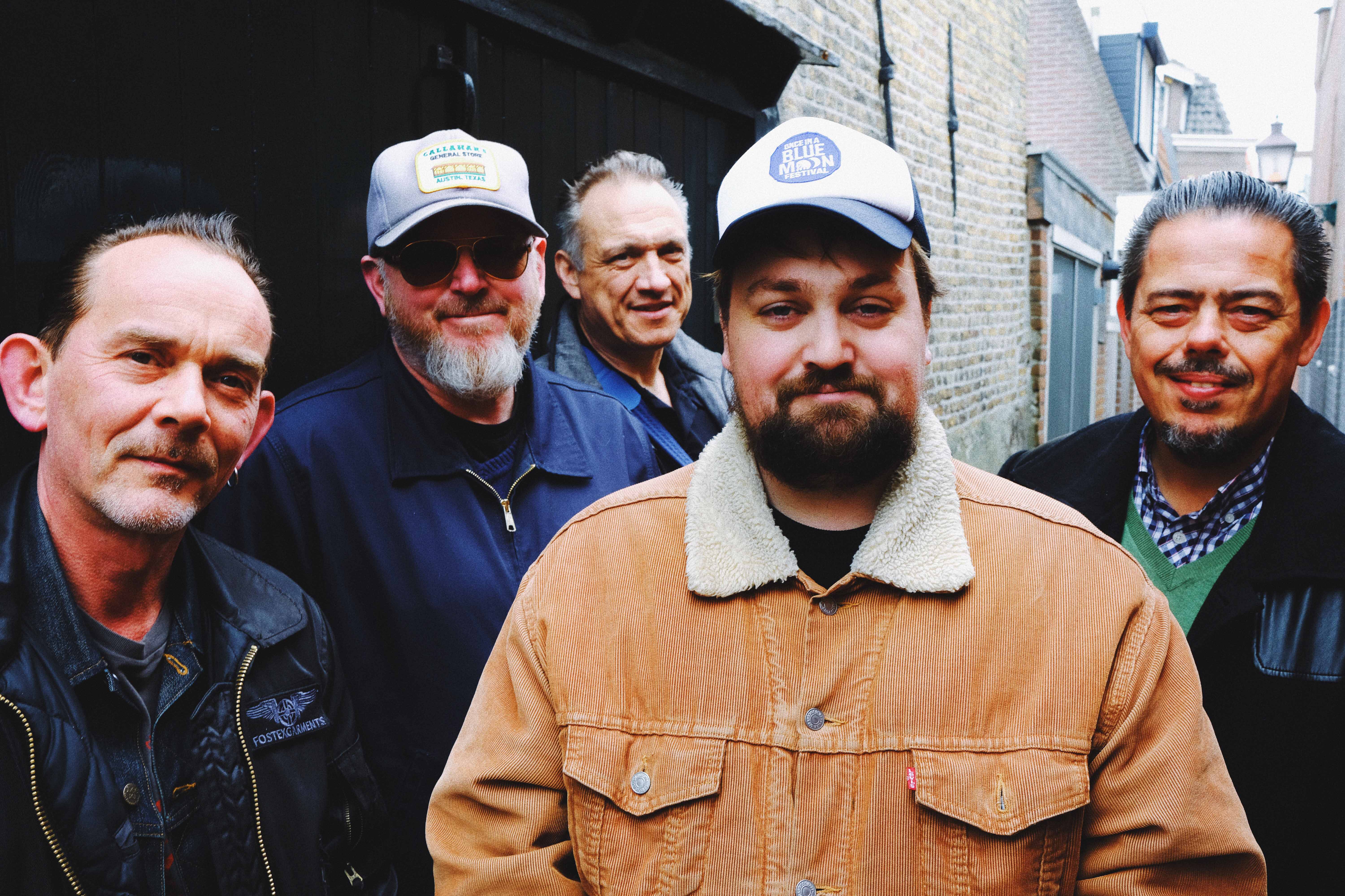 1564413998060-Tim-Knol-and-Blue-Grass-Boogiemen-4-foto-Melle-Boersma