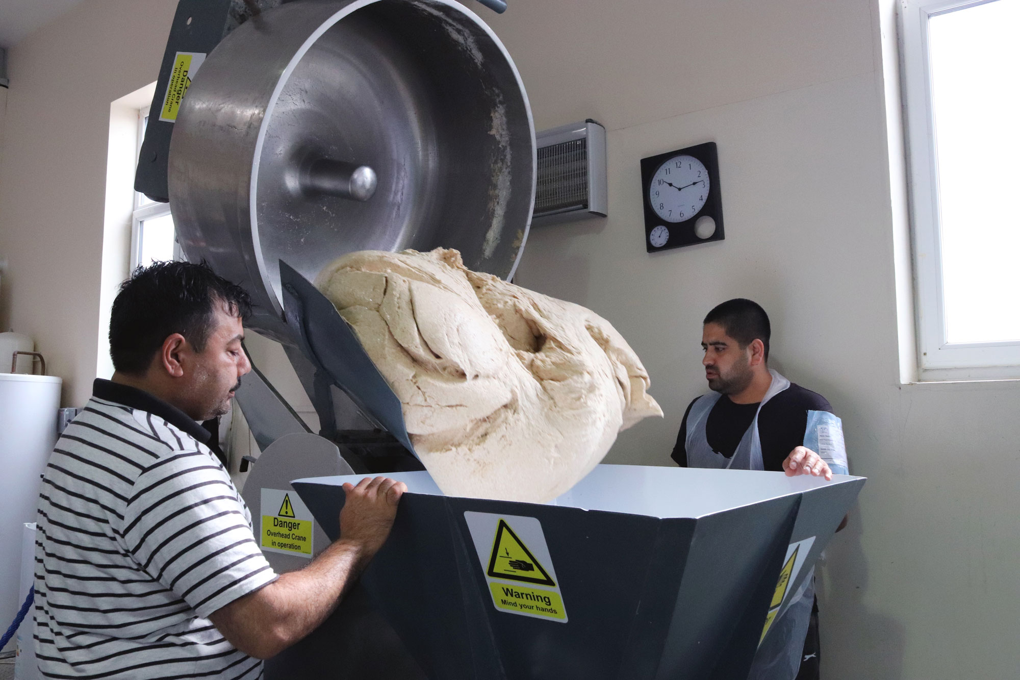 1565615960383-muslim-glastonbury-food16
