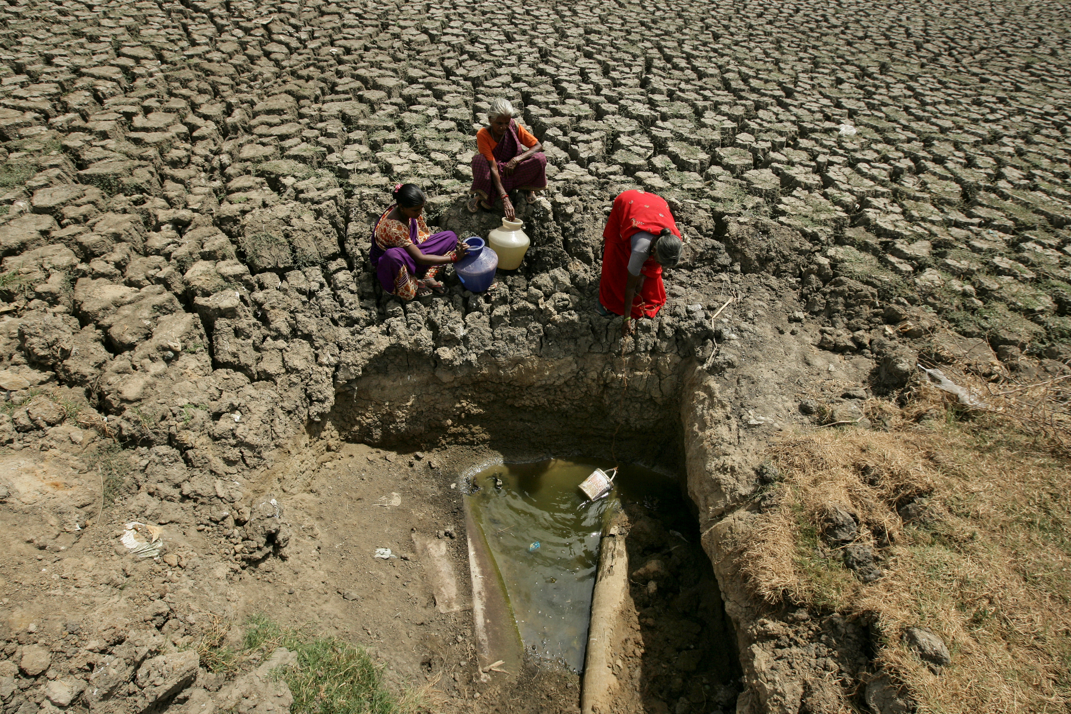 1565766725235-India-water-crisis