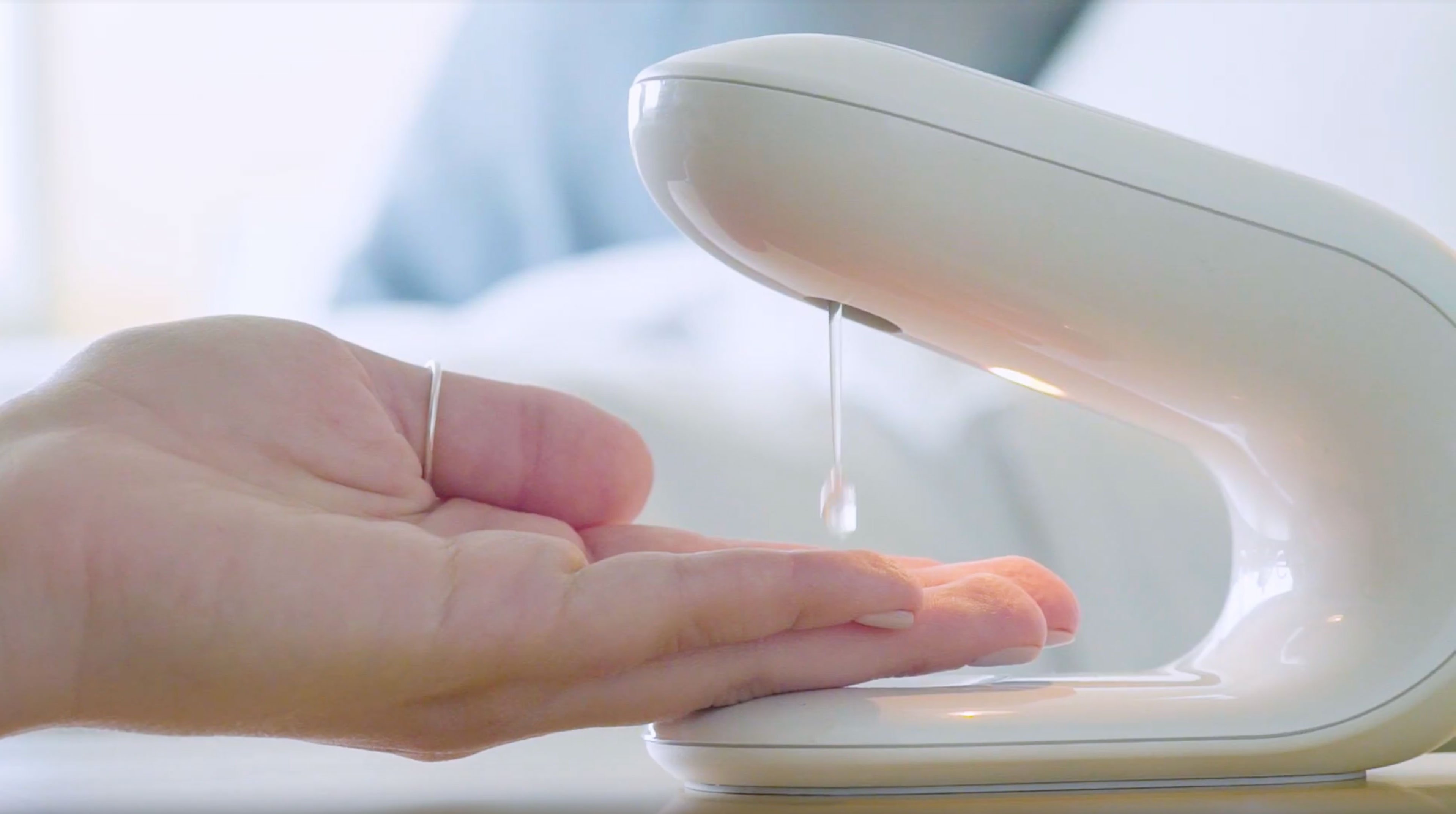 Pulse lube dispenser