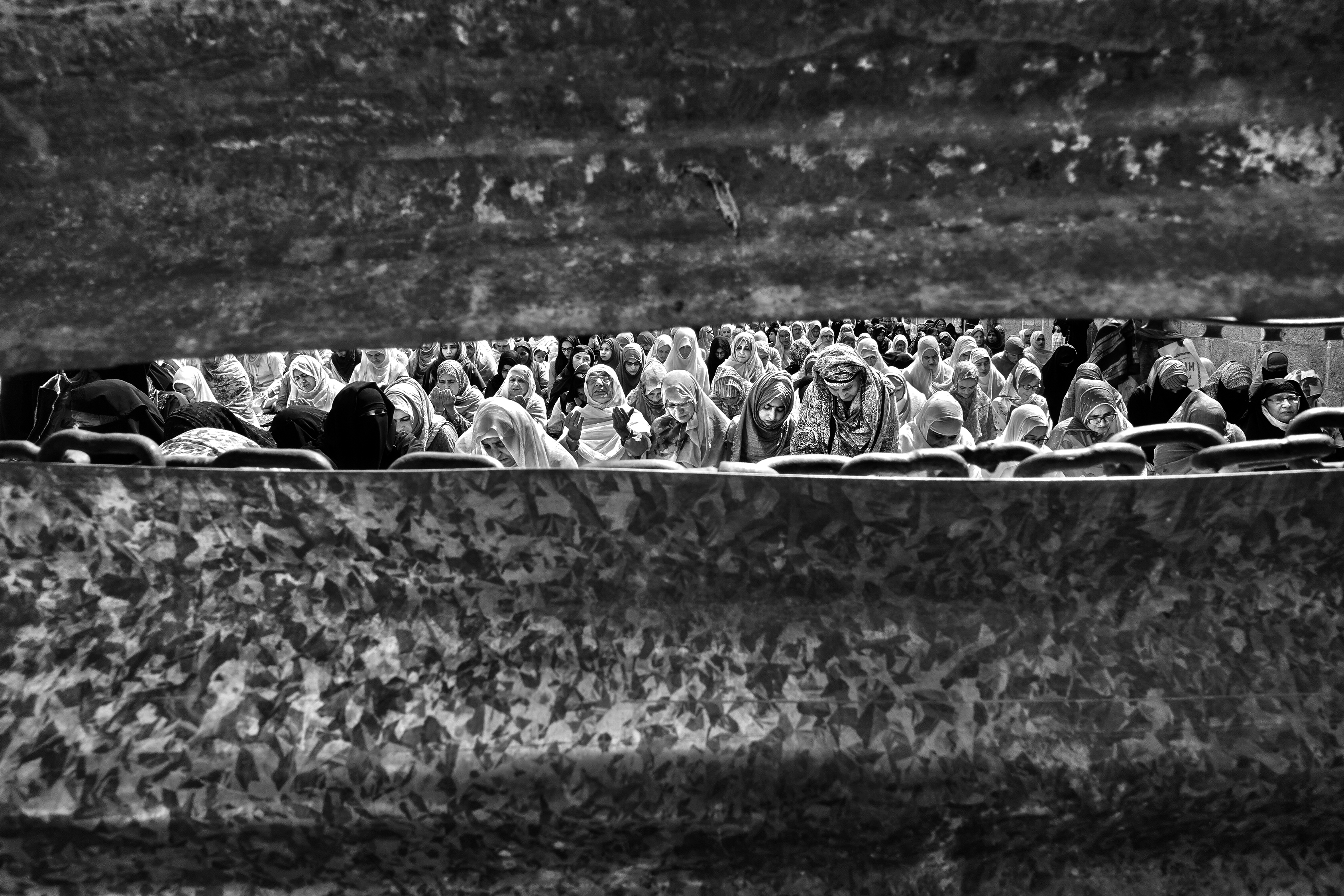 kashmir india conflict news photographer kashmiri