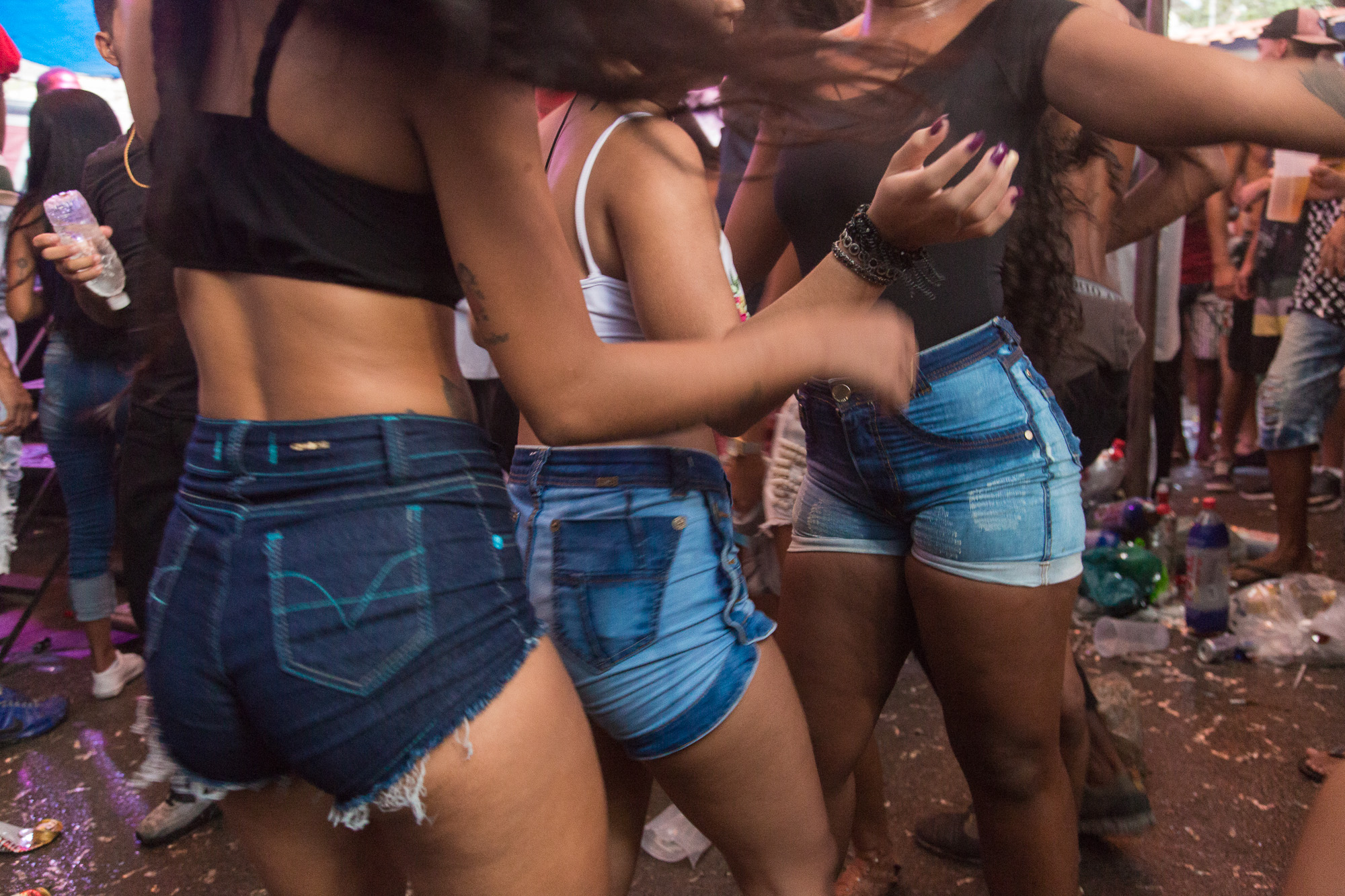O funk e a criminalização da cultura periférica jovem no Brasil