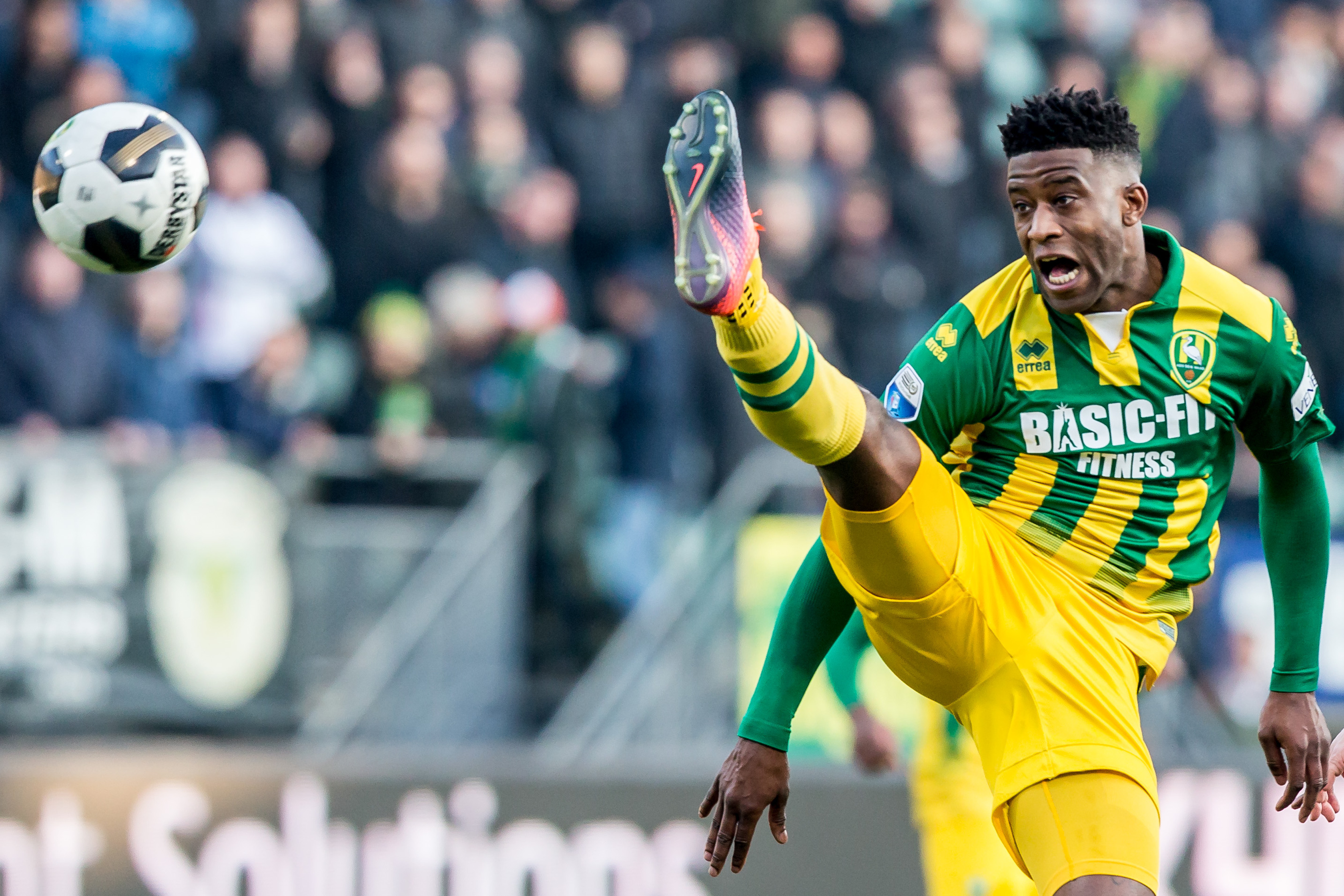 In 2007 speelde Guyon Fernandez een half jaar bij ADO. (Foto: Proshots)