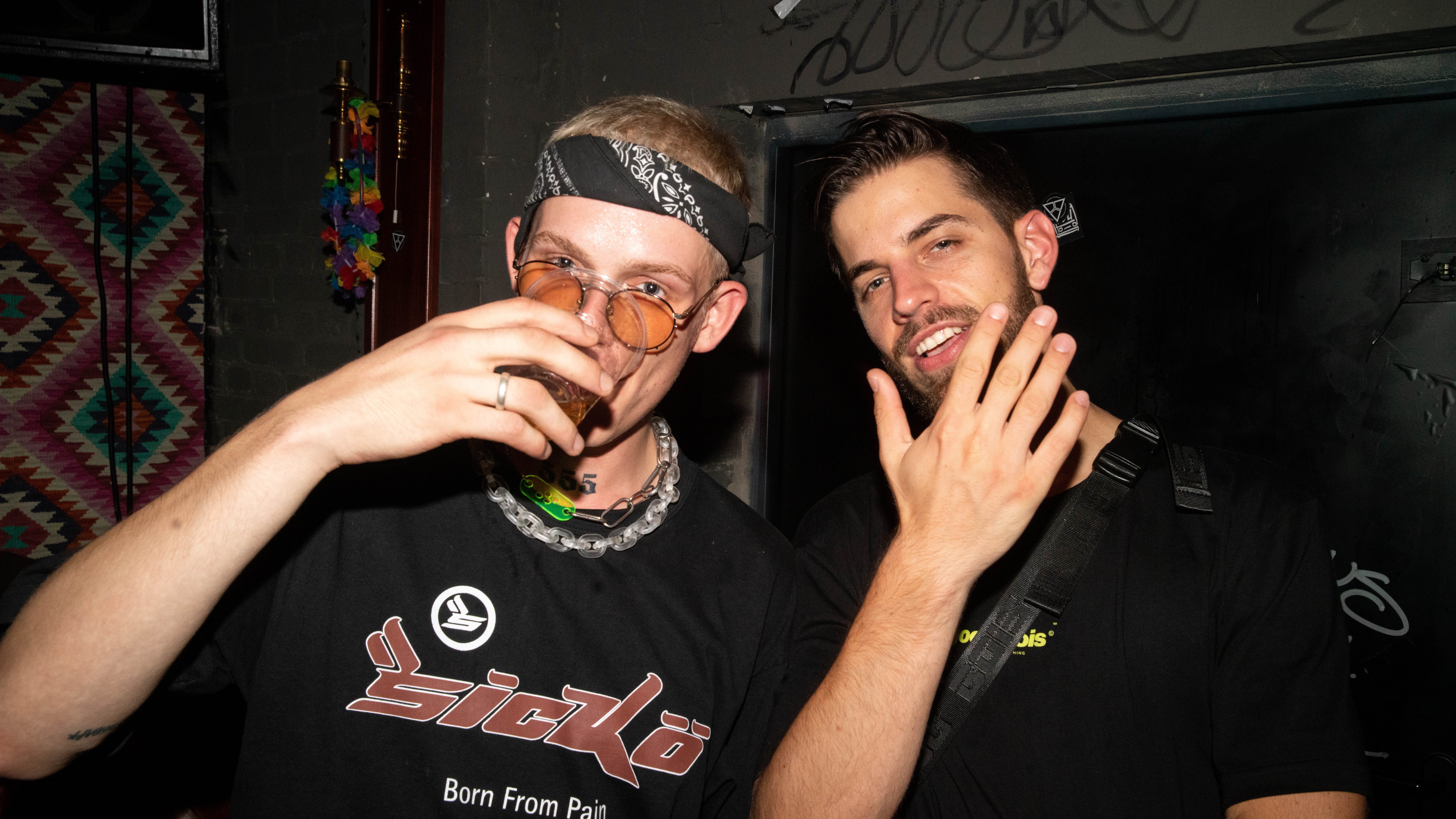 195 BLN aka John Known und Lai-Raw