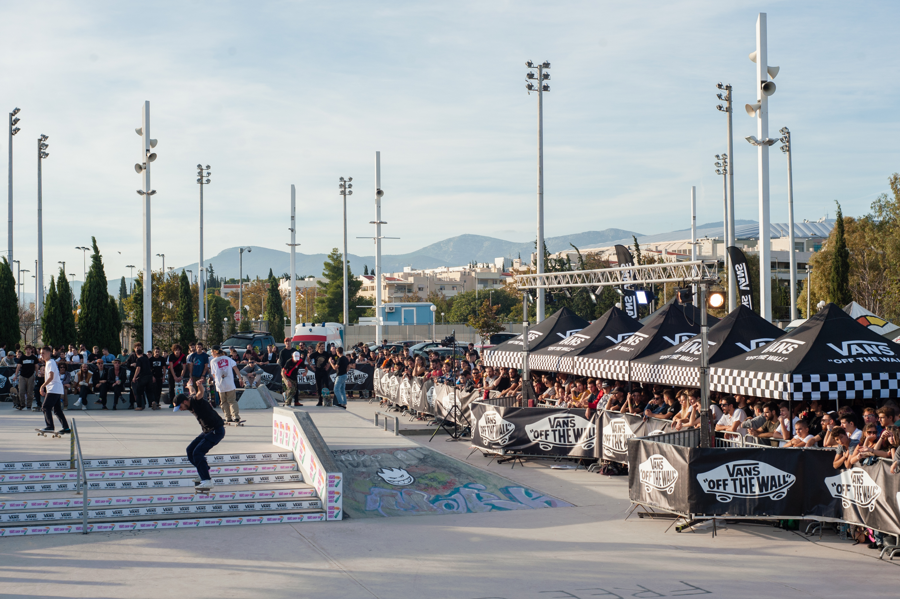 1568636613824-vans_shop_riot_2018-60