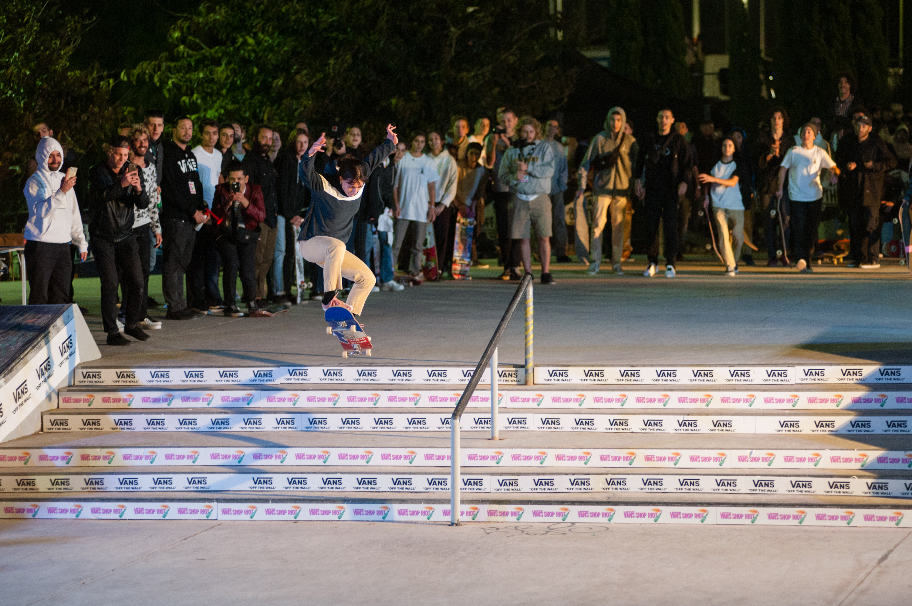 1568636887213-vans_shop_riot_2018-196