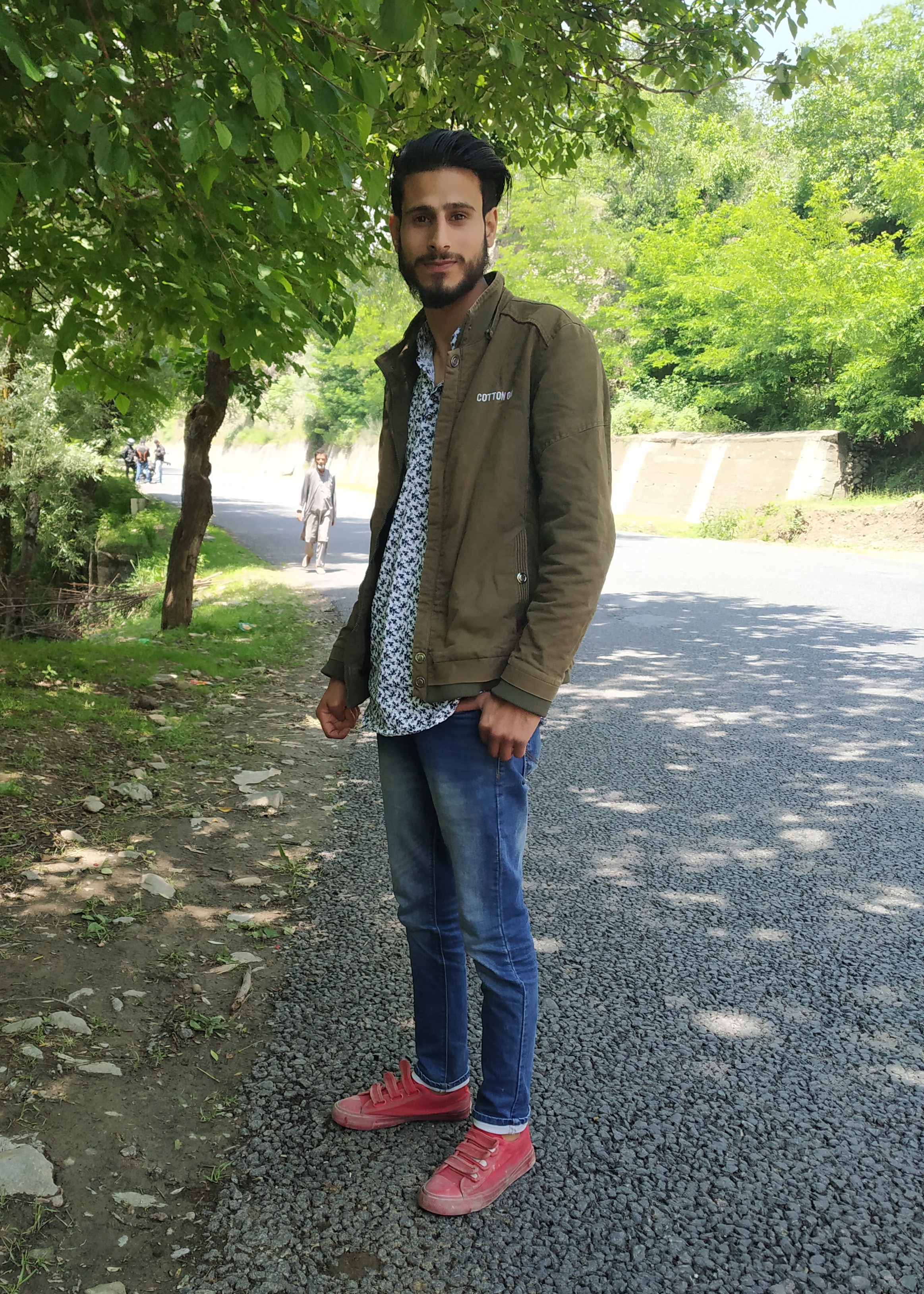 1568894198507-Tahir-Qayoom