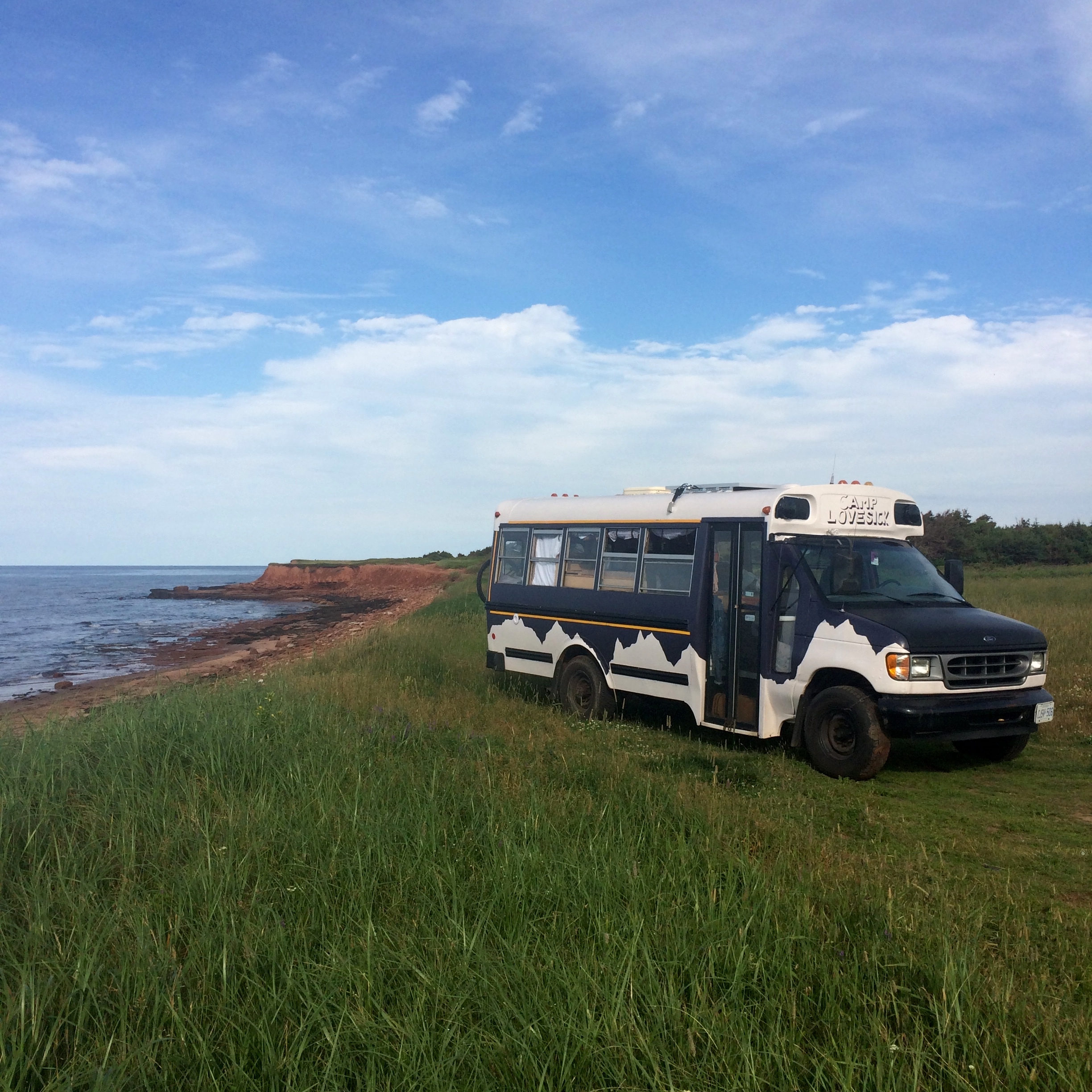 A live-in bus on a cross country vanlife trip