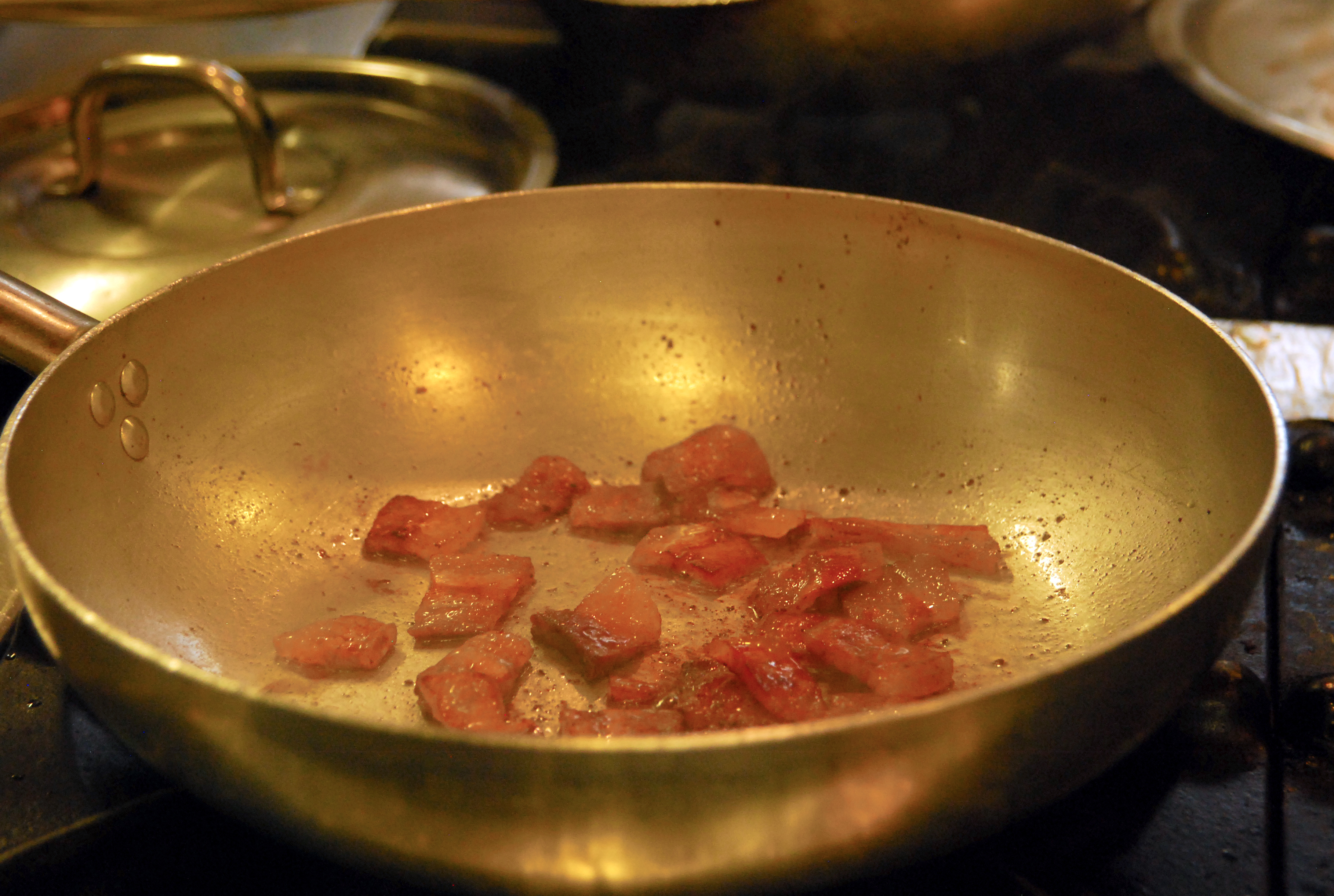 come-cuocere-guanciale-gricia