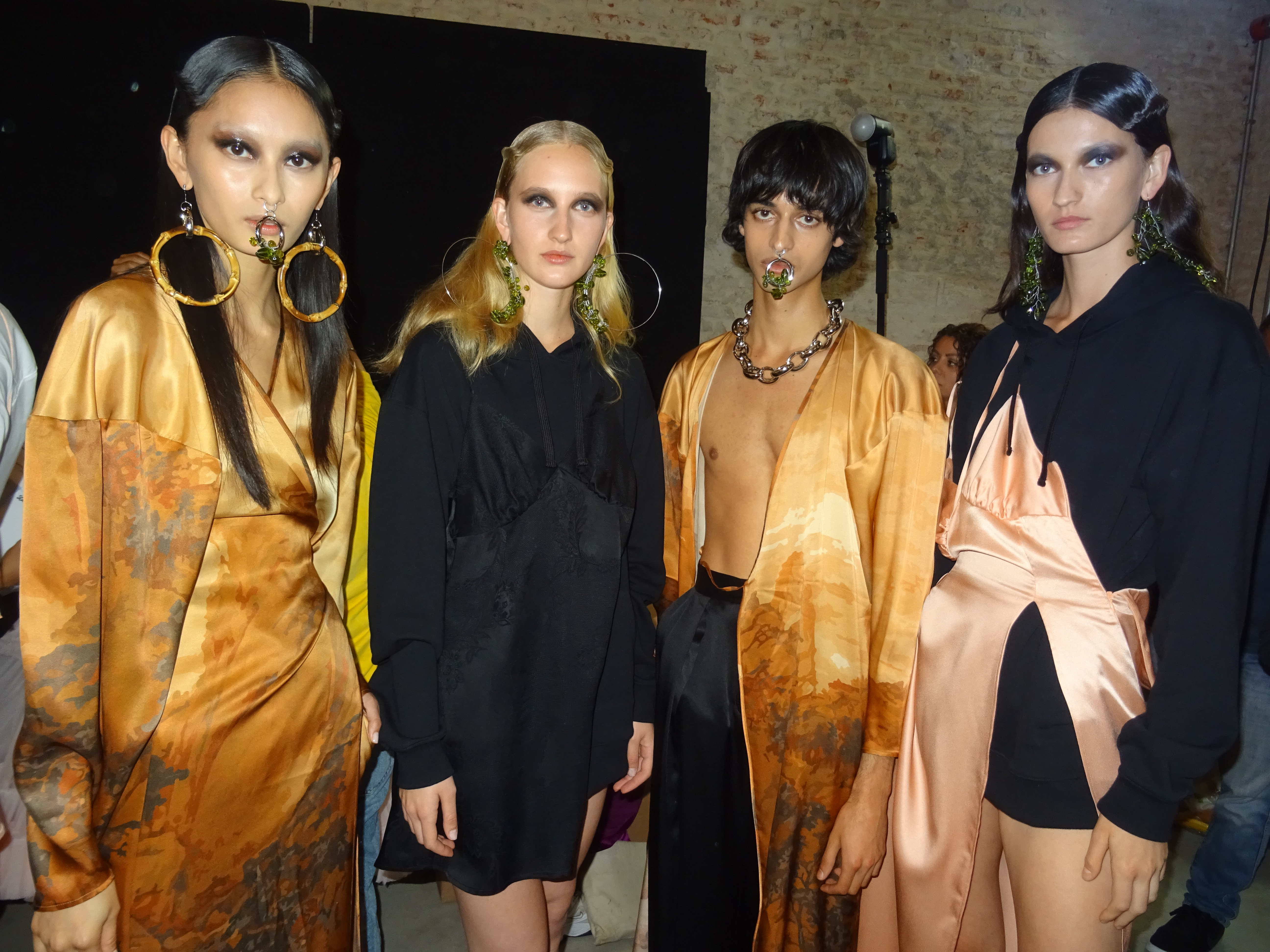 1569496873304-DSC01515Act_Ndegree1_ss20_Milano_iDitaly_Giorgia_Imbrenda_backstafe