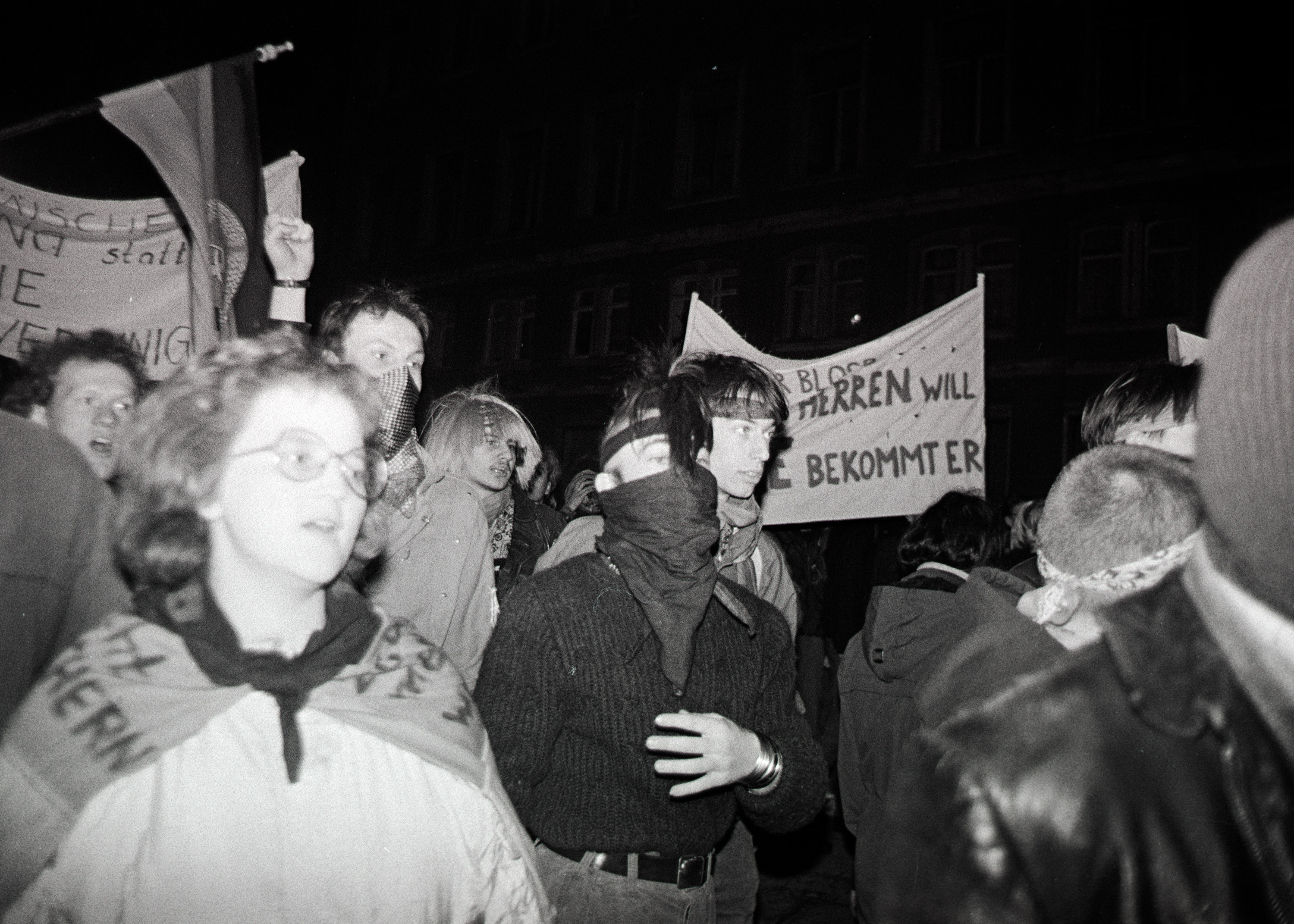 Demonstrierende zwischen 1989 und 1990 in Leipzig