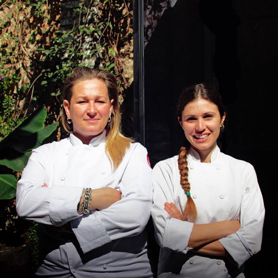 -girlsatwork-al-cortile