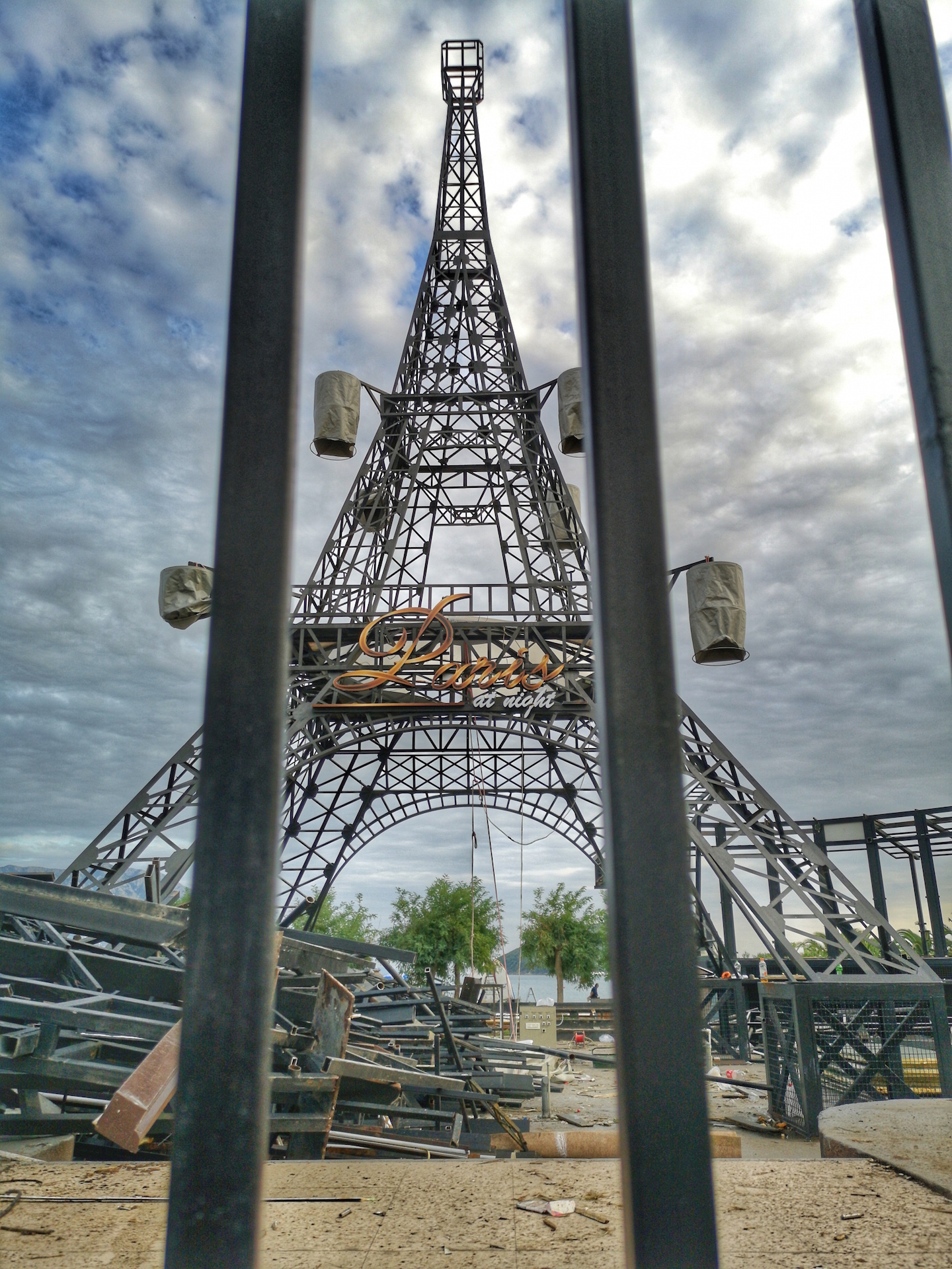 1571398605221-trocadero-ajfel