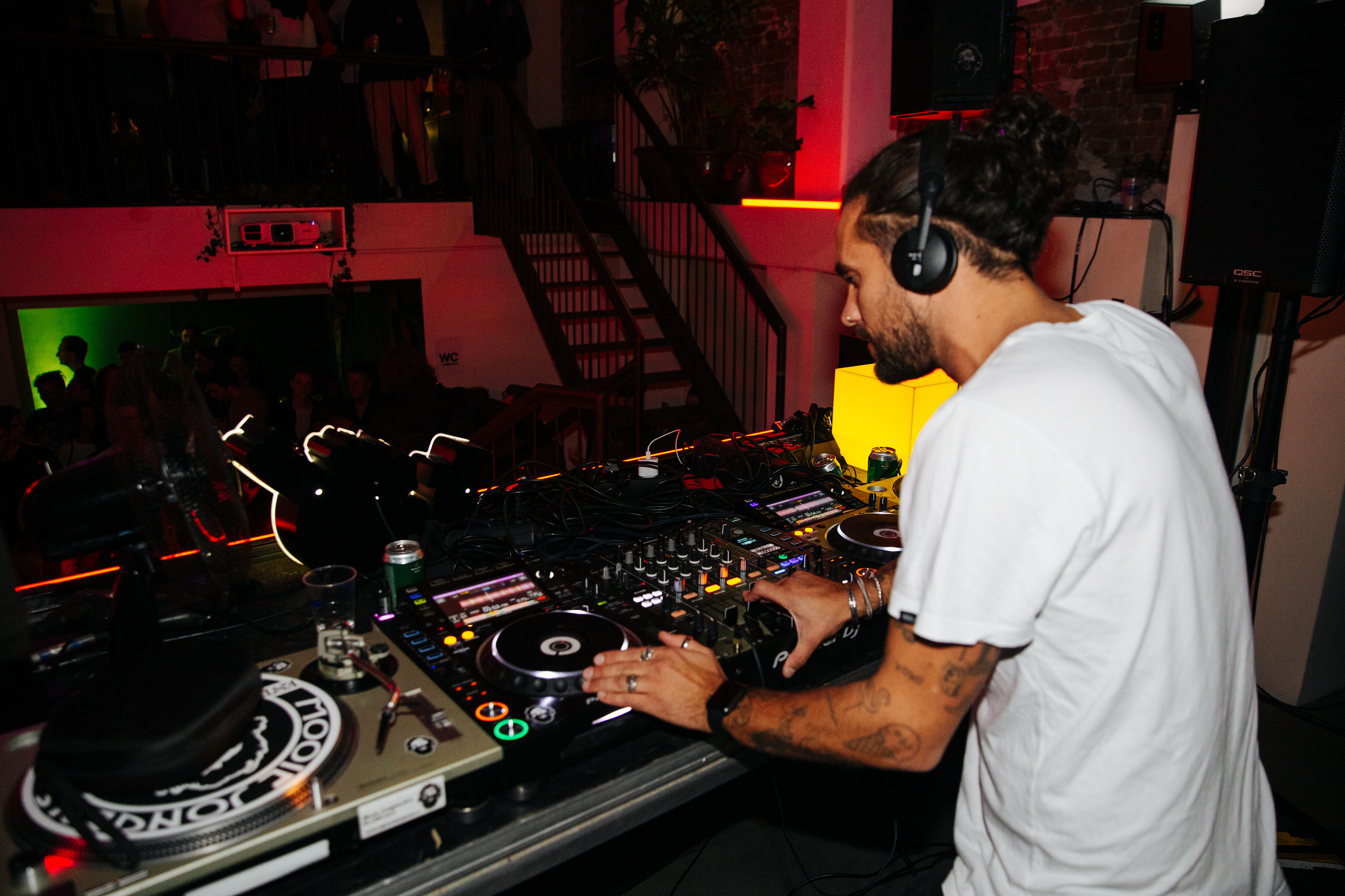 Vice Clubnight door Raymond van Mil