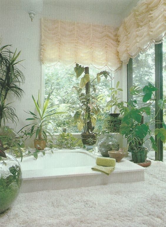 1572489786424-WHITE_CARPET_source_Pinterest