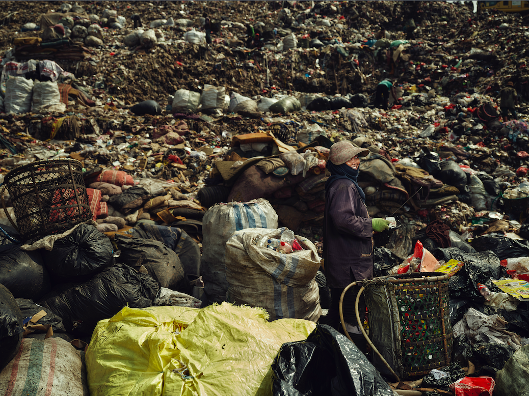 trash waste pollution environment indonesia