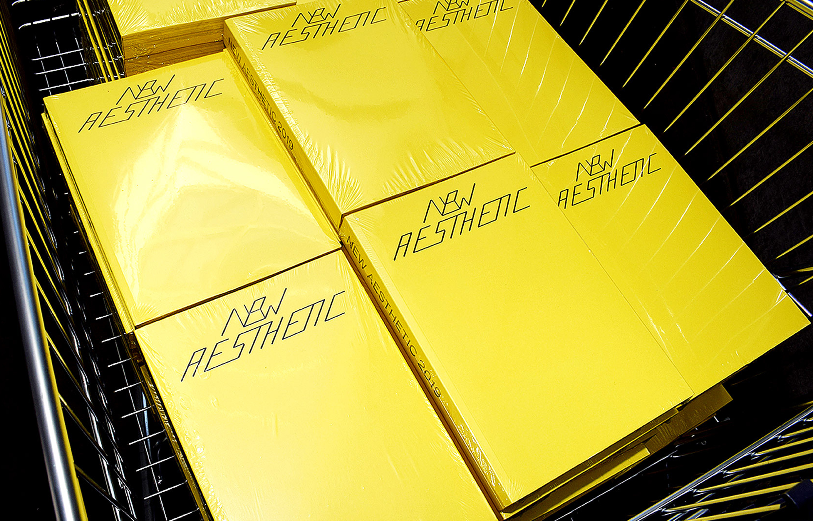 1574184423431-04_NEW-AESTHETIC-by-Leonhard-Laupichler