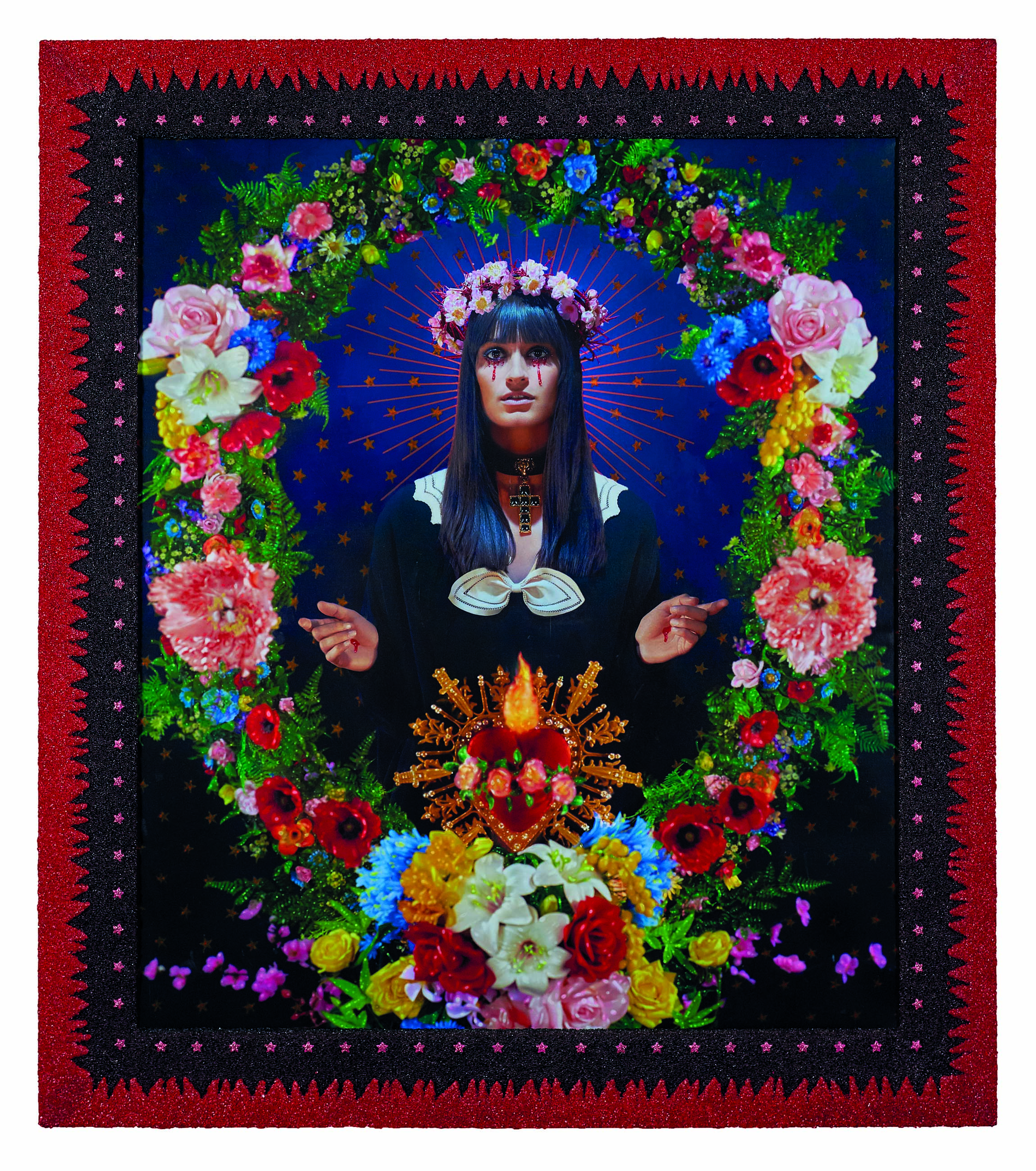 1575029091313-La-Madone-aux-fleurs-Clara-Luciani-Collection-Pierre-et-Gilles-Courtesy-Galerie-Templon-Paris-Brussels-cPierre-et-Gilles