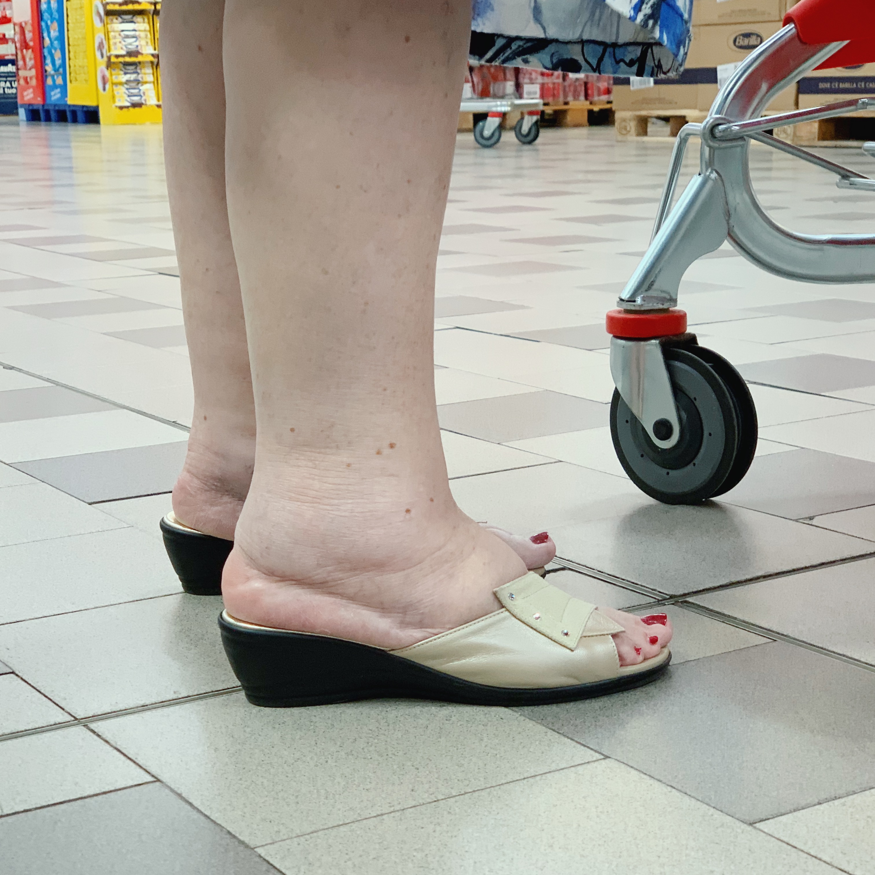 1575295116036-APRILE_IPERCOOP