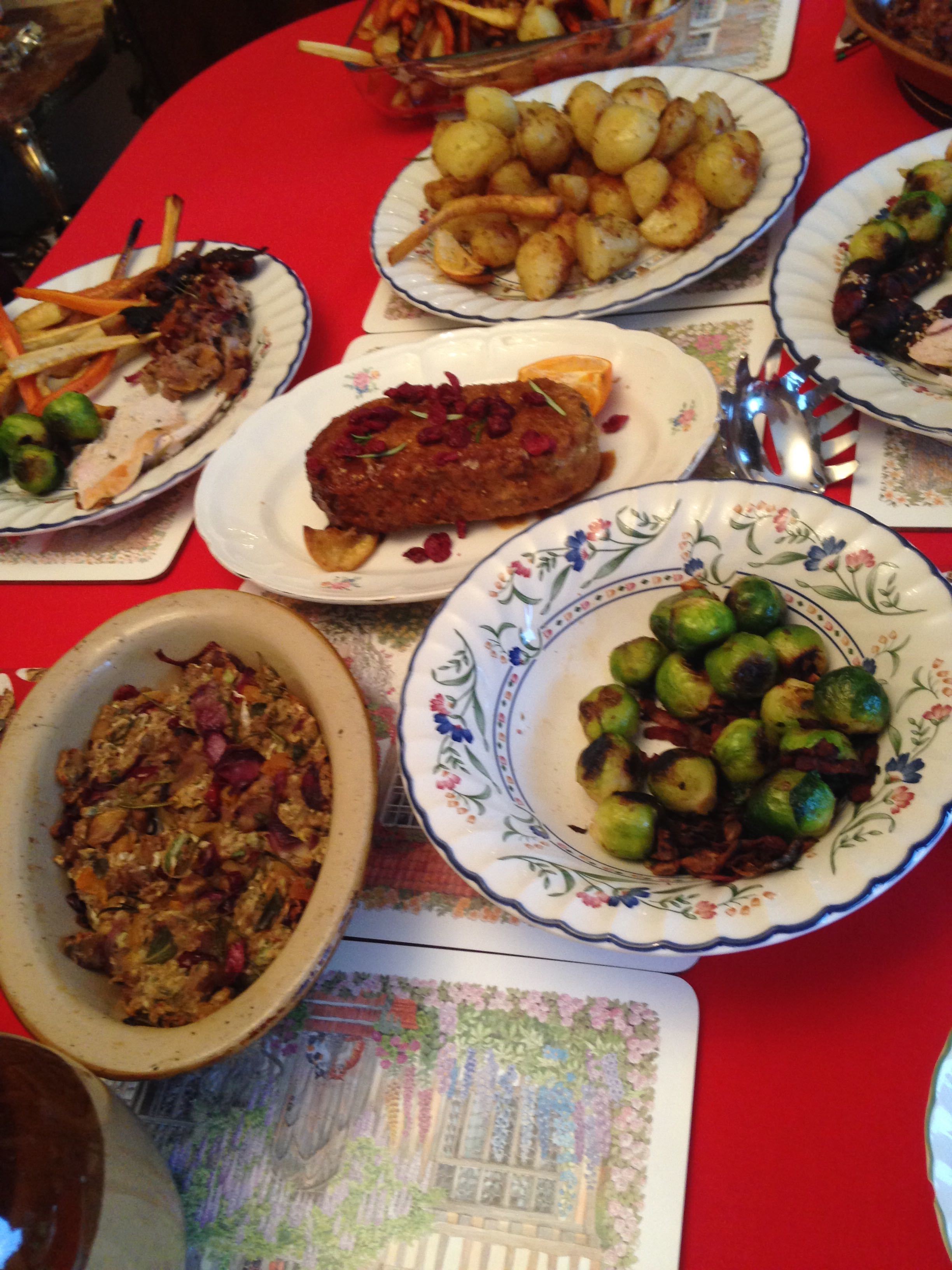 English Christmas Dinner Recipes - 20 Recipes for a ...