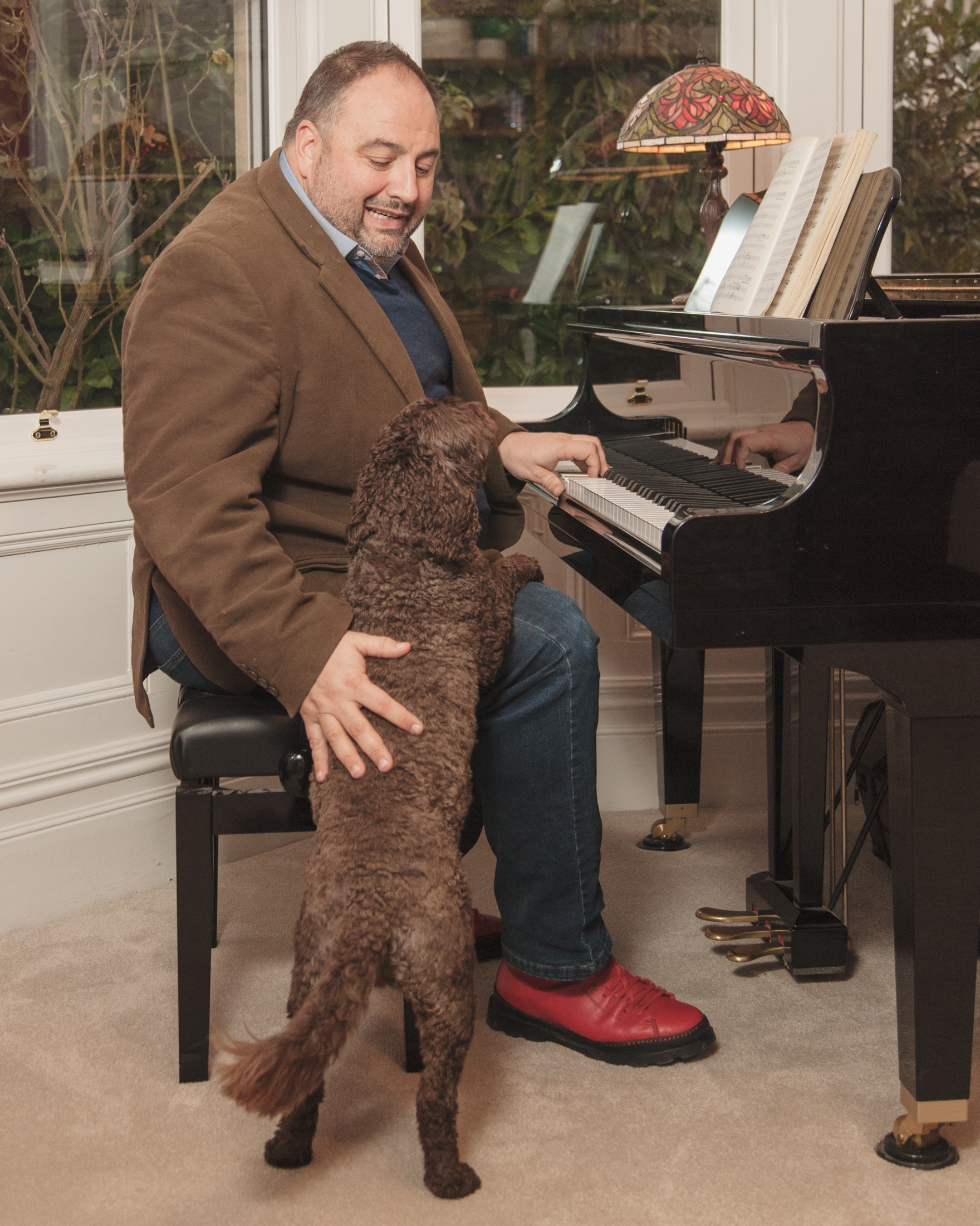 Wynne Evans Go Compare adverts by Chris Bethell