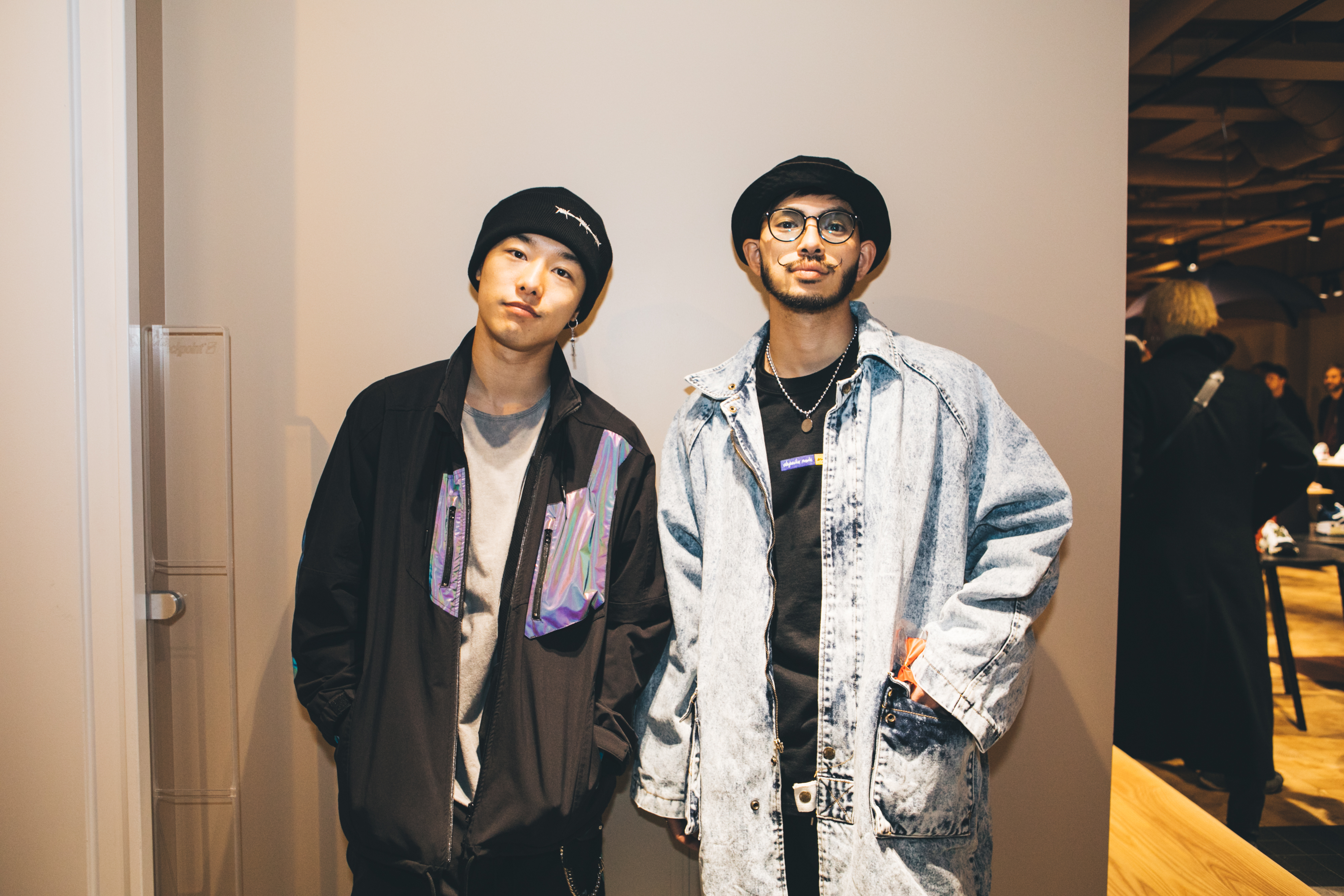 1576831745397-ZENandFRIEND