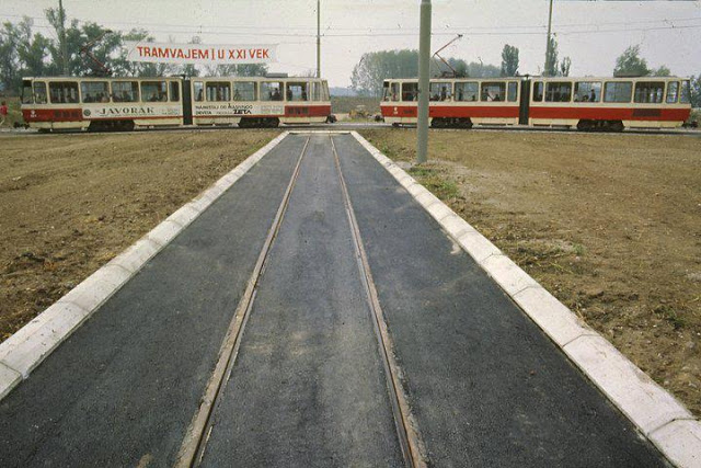 1577184934192-Prvi-dan-akcije-Tramvajem-u-XXI-vek-Novi-Beograd-30-avgust-1984